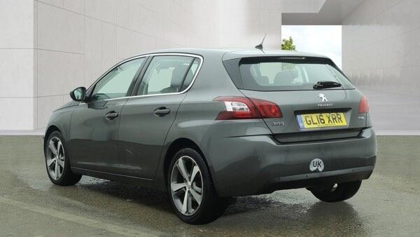Peugeot 308 view 7