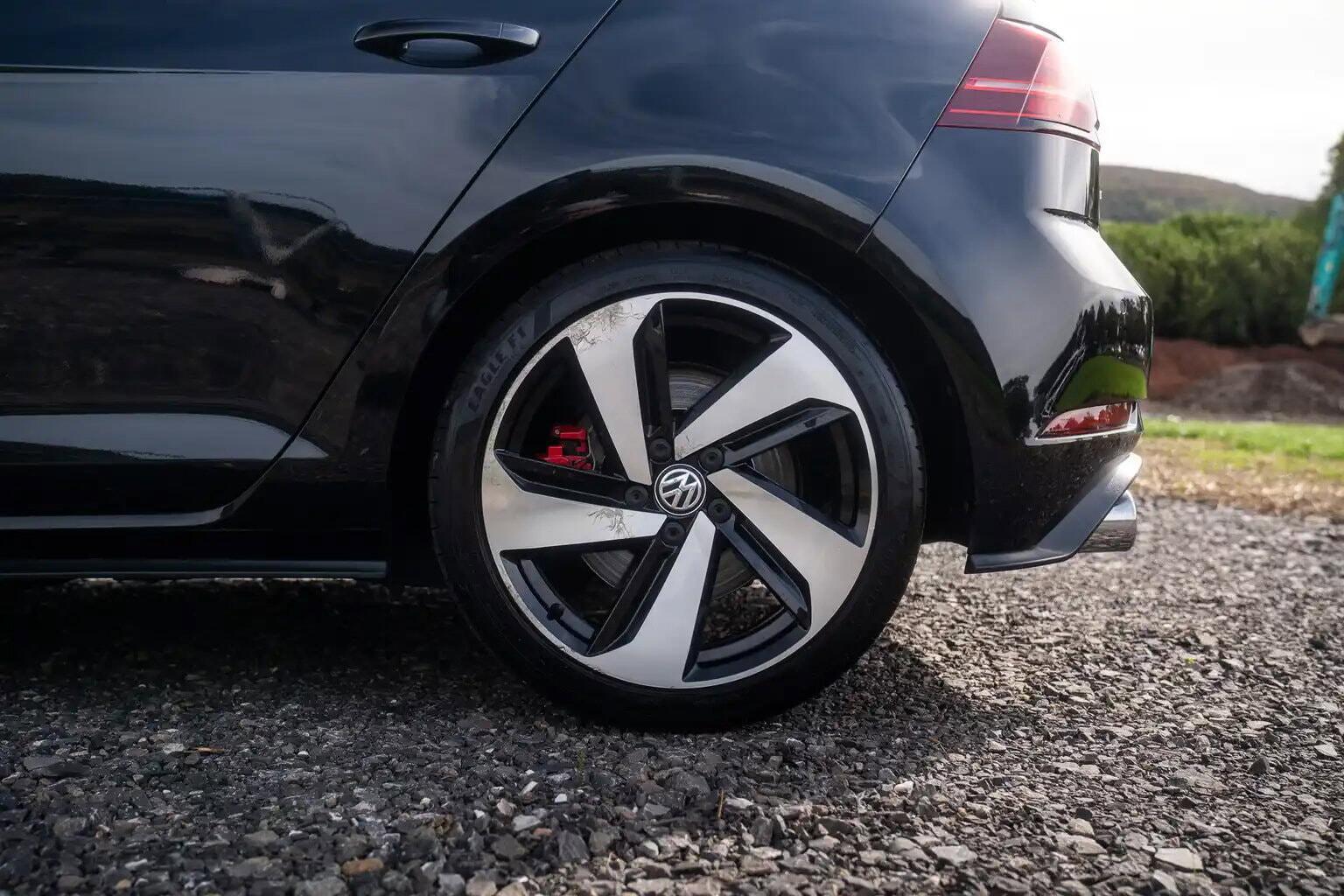Volkswagen Golf view 15
