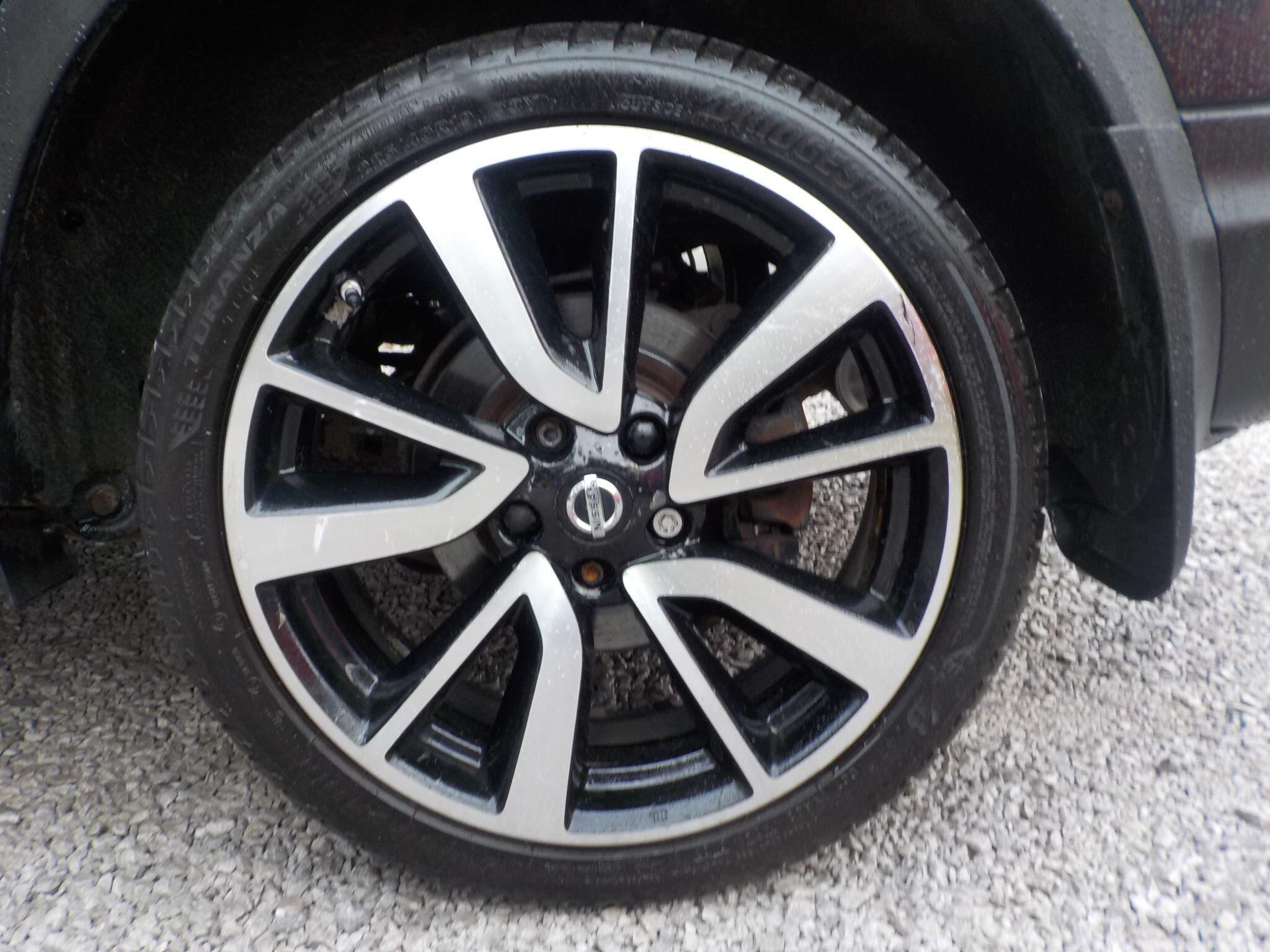 Nissan Qashqai 1.5 dCi Tekna 2WD Euro 6 (s/s) 5dr