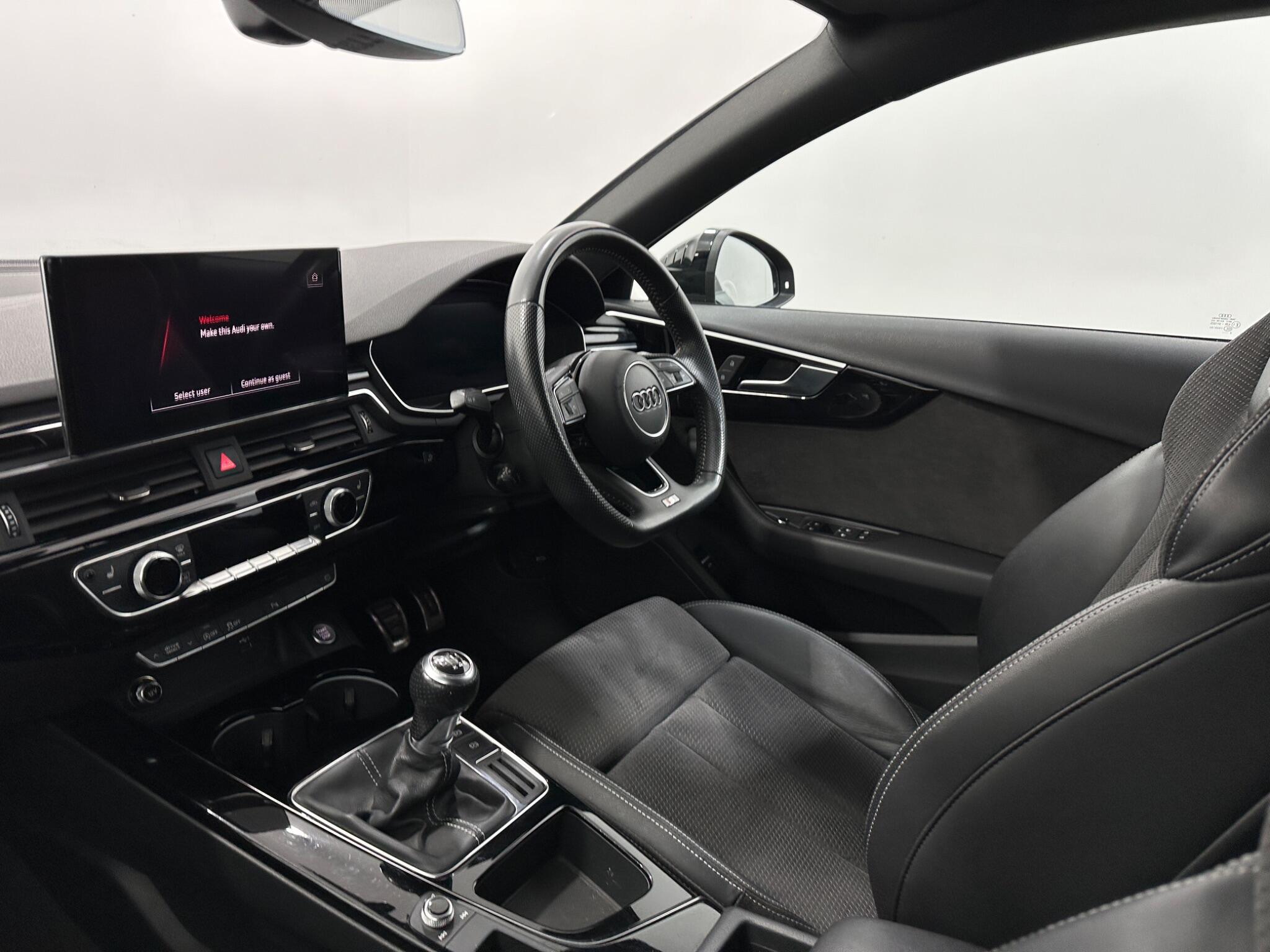 Audi A4 view 31