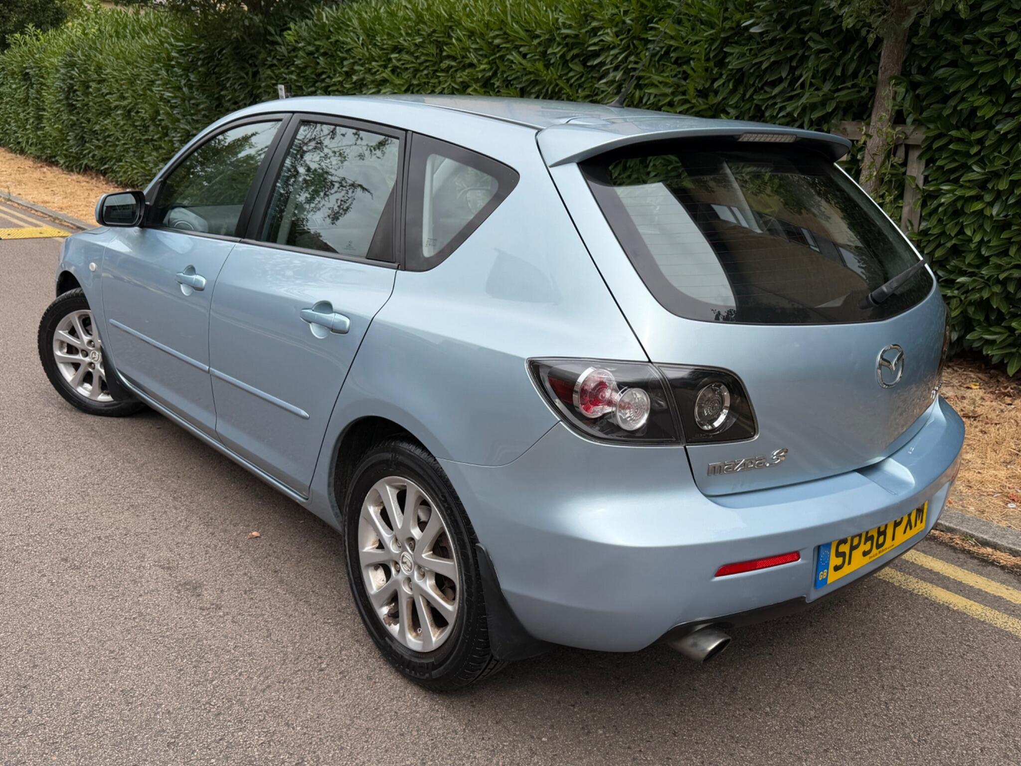 Mazda Mazda3 view 22