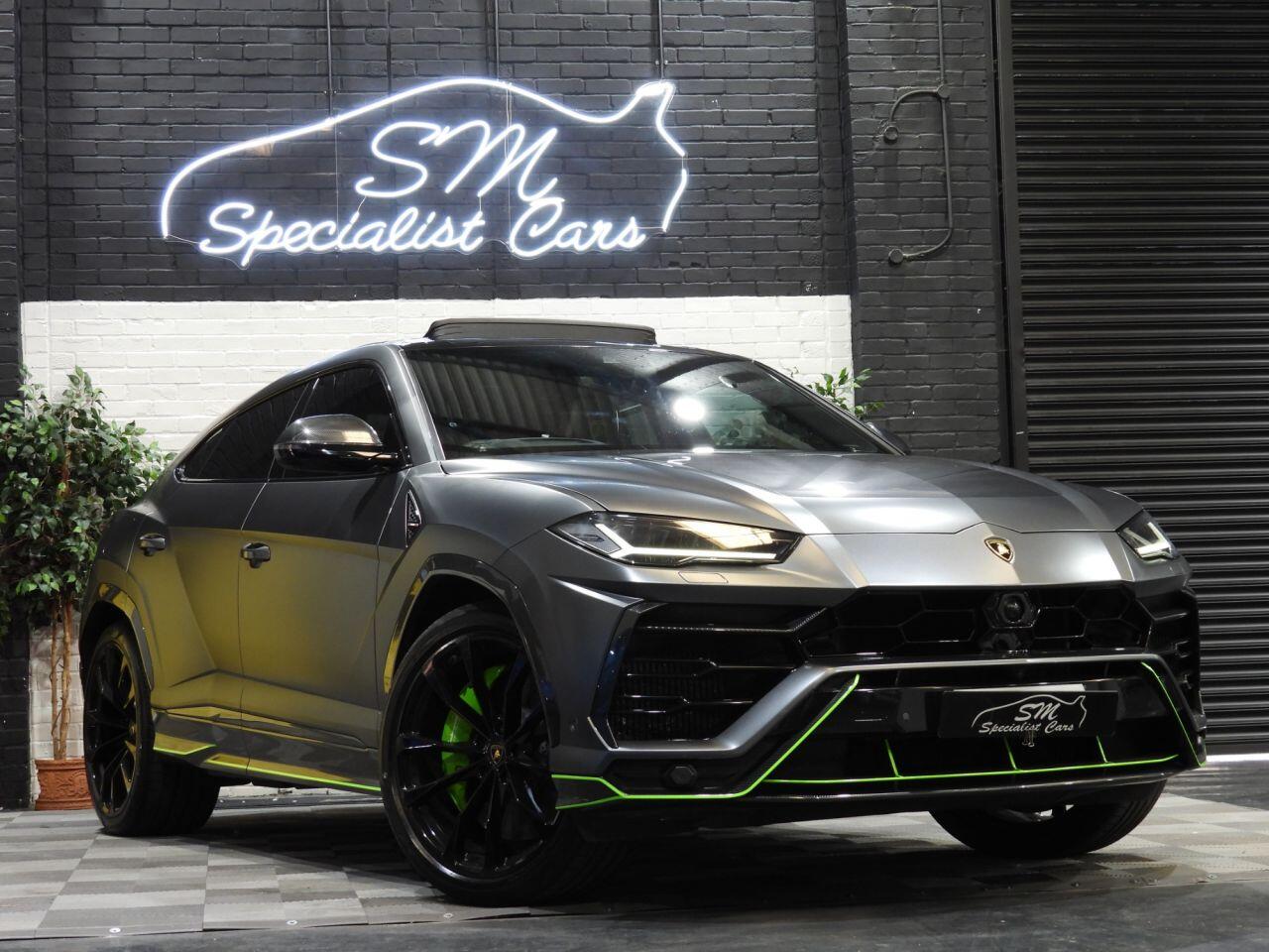 Lamborghini Urus main image