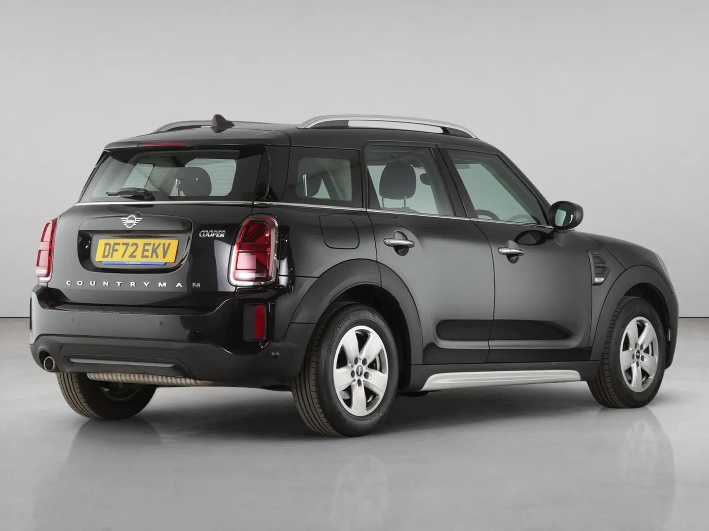 Mini Countryman view 8