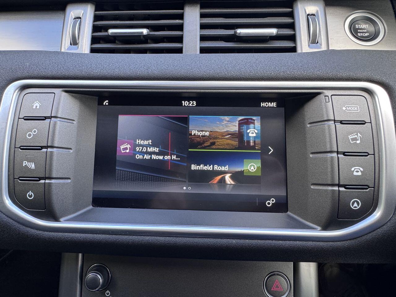 Land Rover Range Rover Evoque view 21