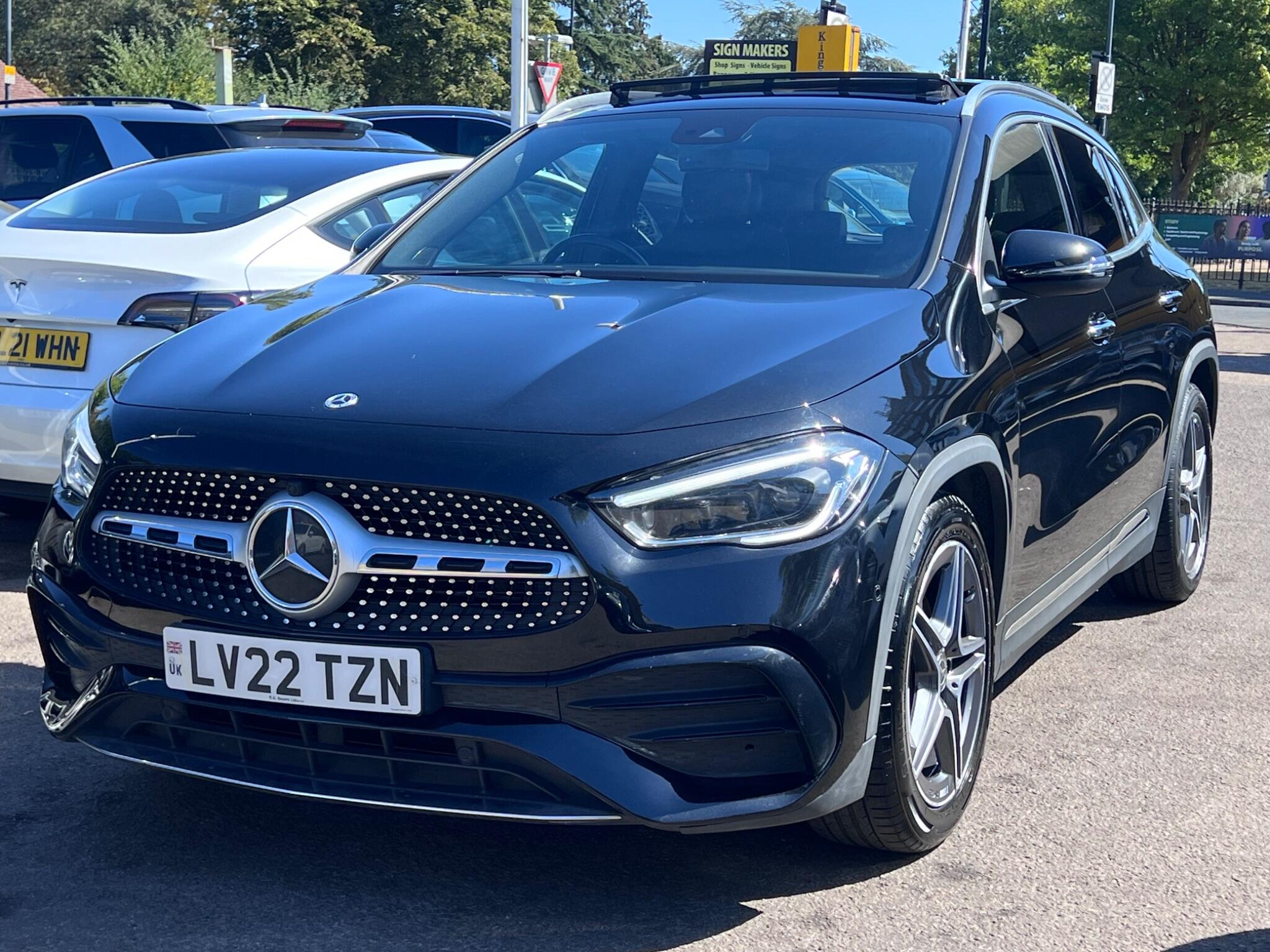 Mercedes-Benz Gla view 6