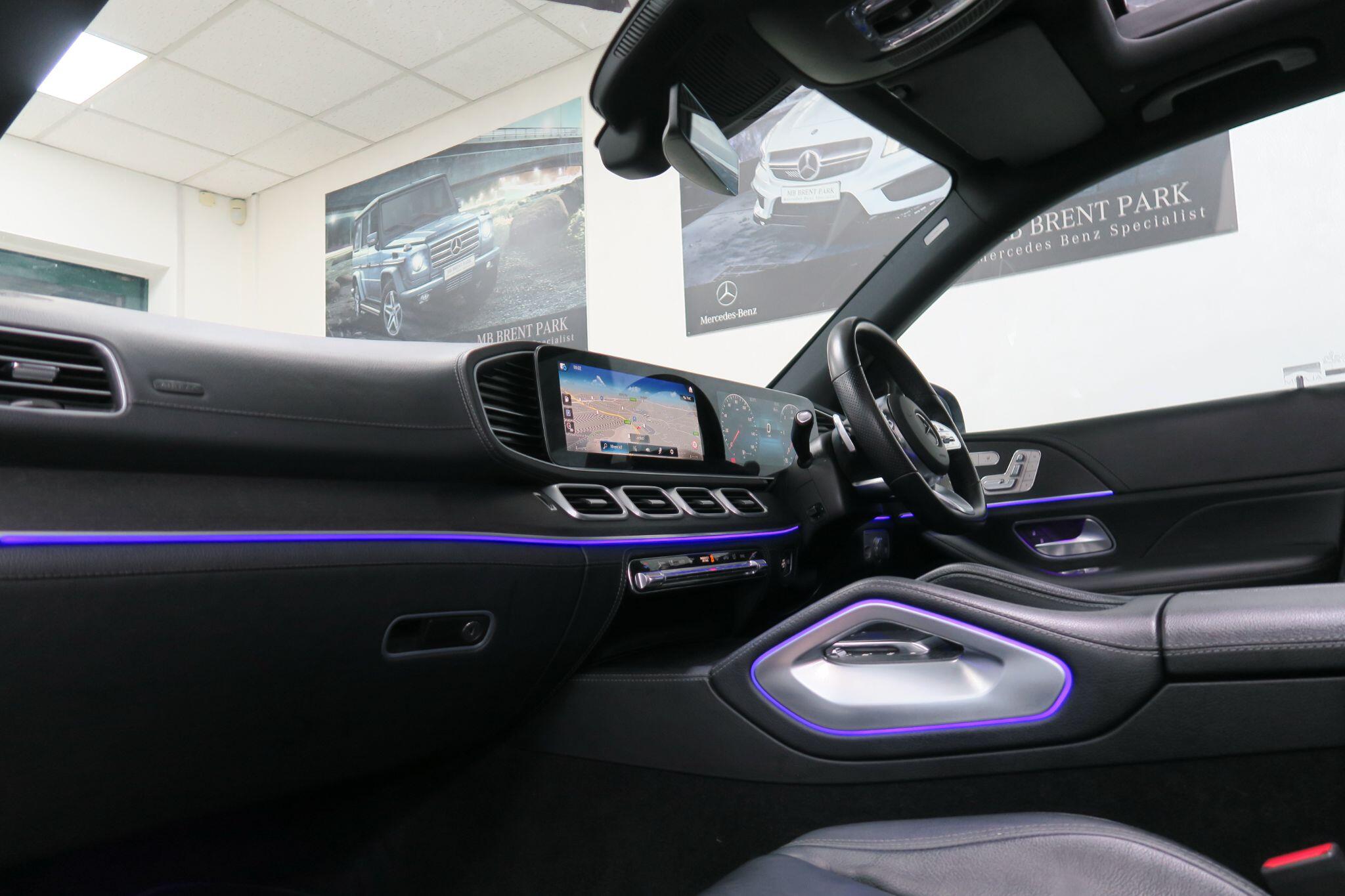 Mercedes-Benz Gle view 8