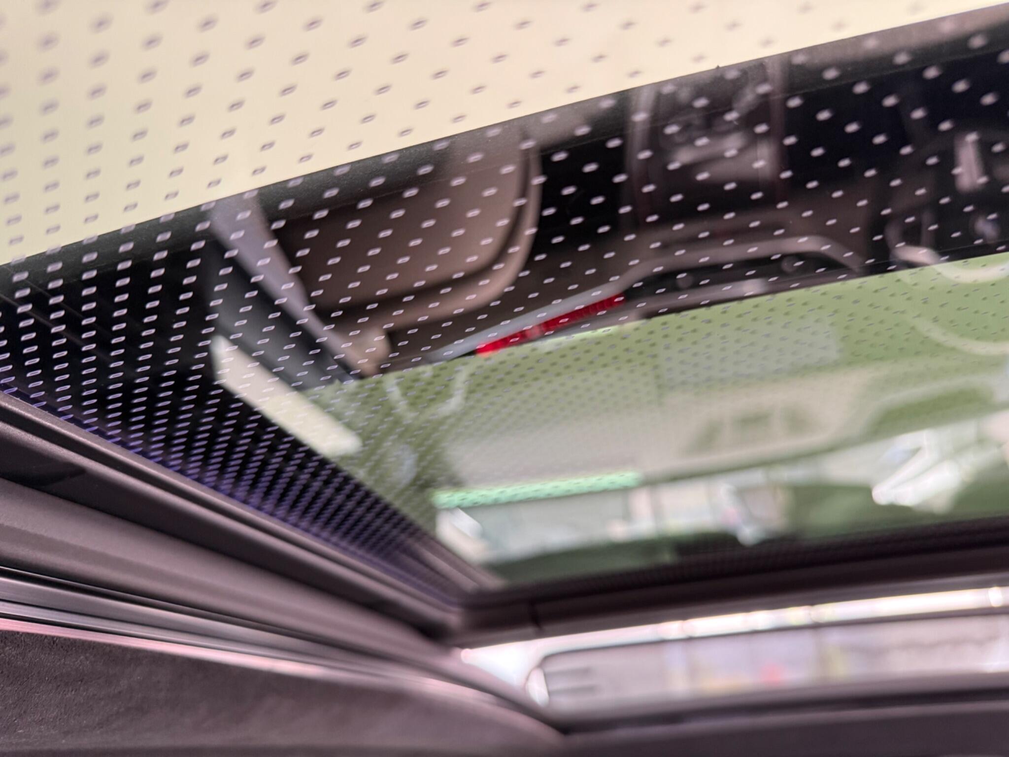 BMW X7 view 5