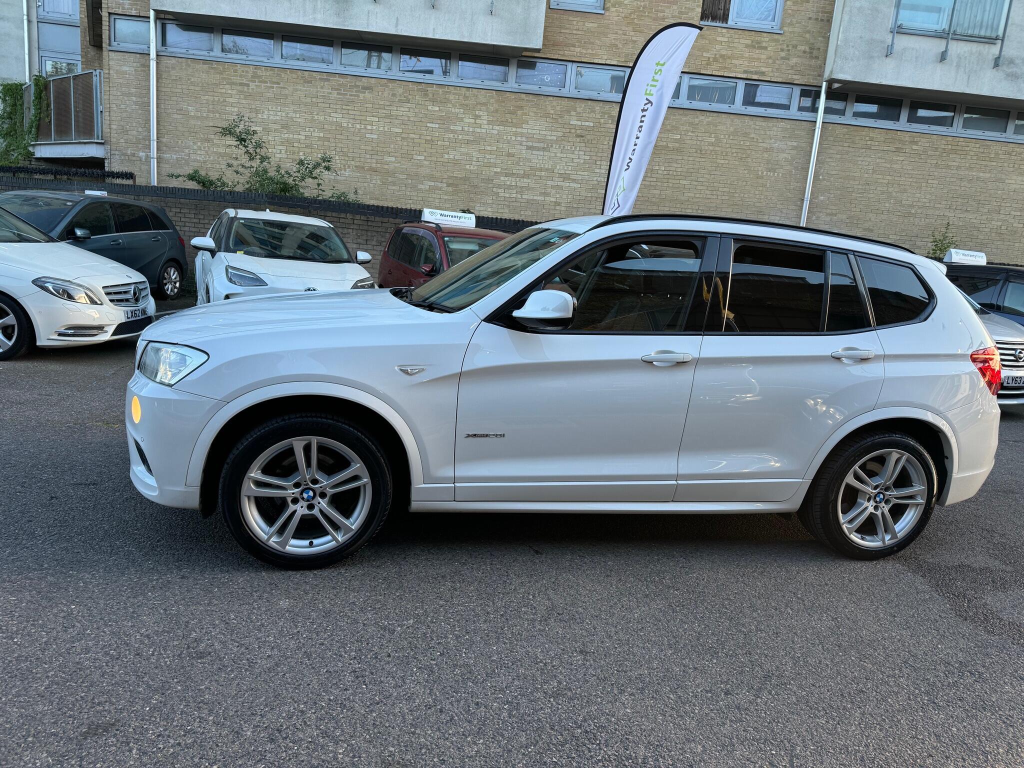 BMW X3 view 9