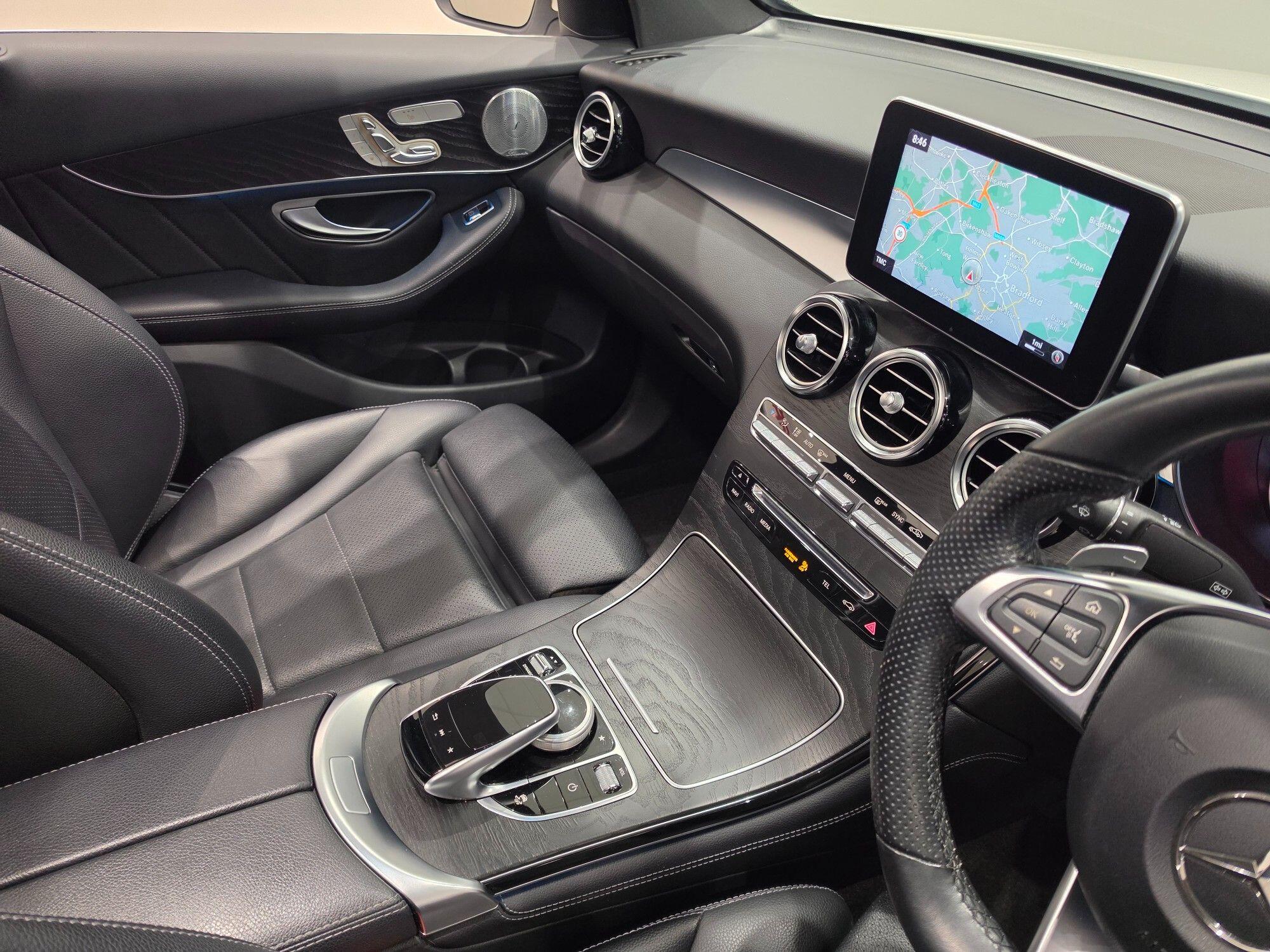 Mercedes-Benz GLC view 86