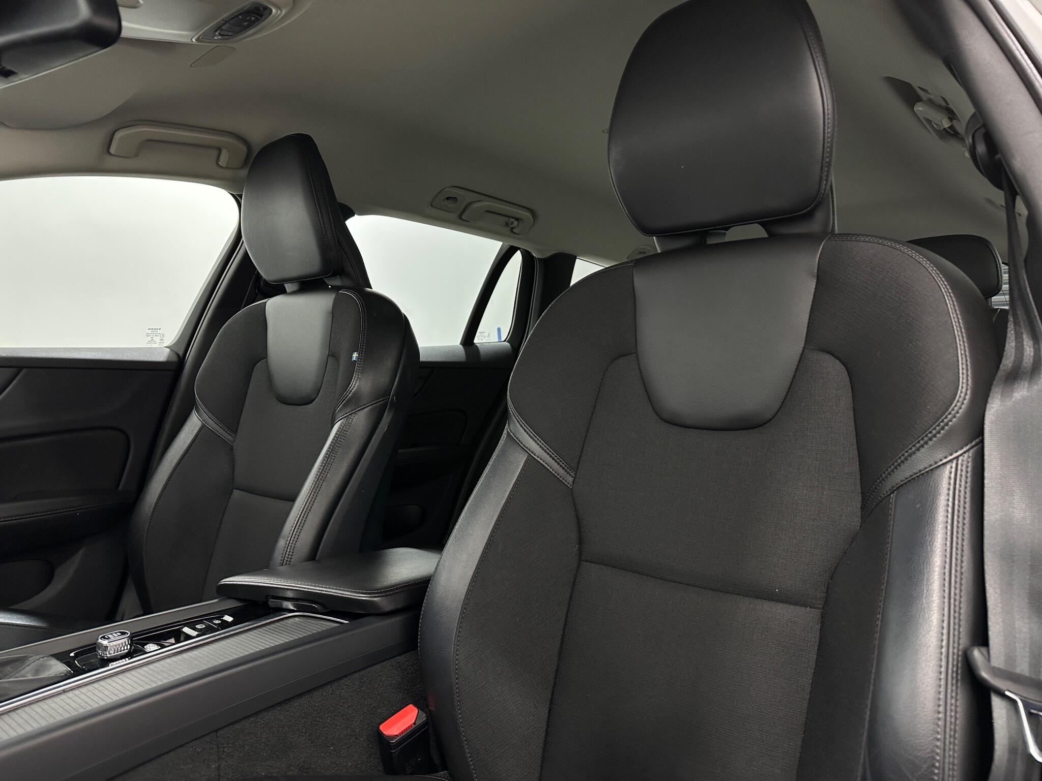 Volvo V60 view 34