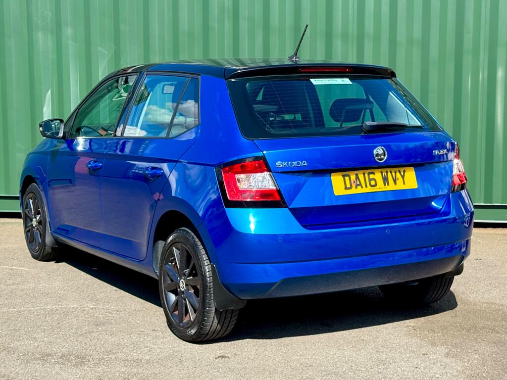 Skoda Fabia view 2