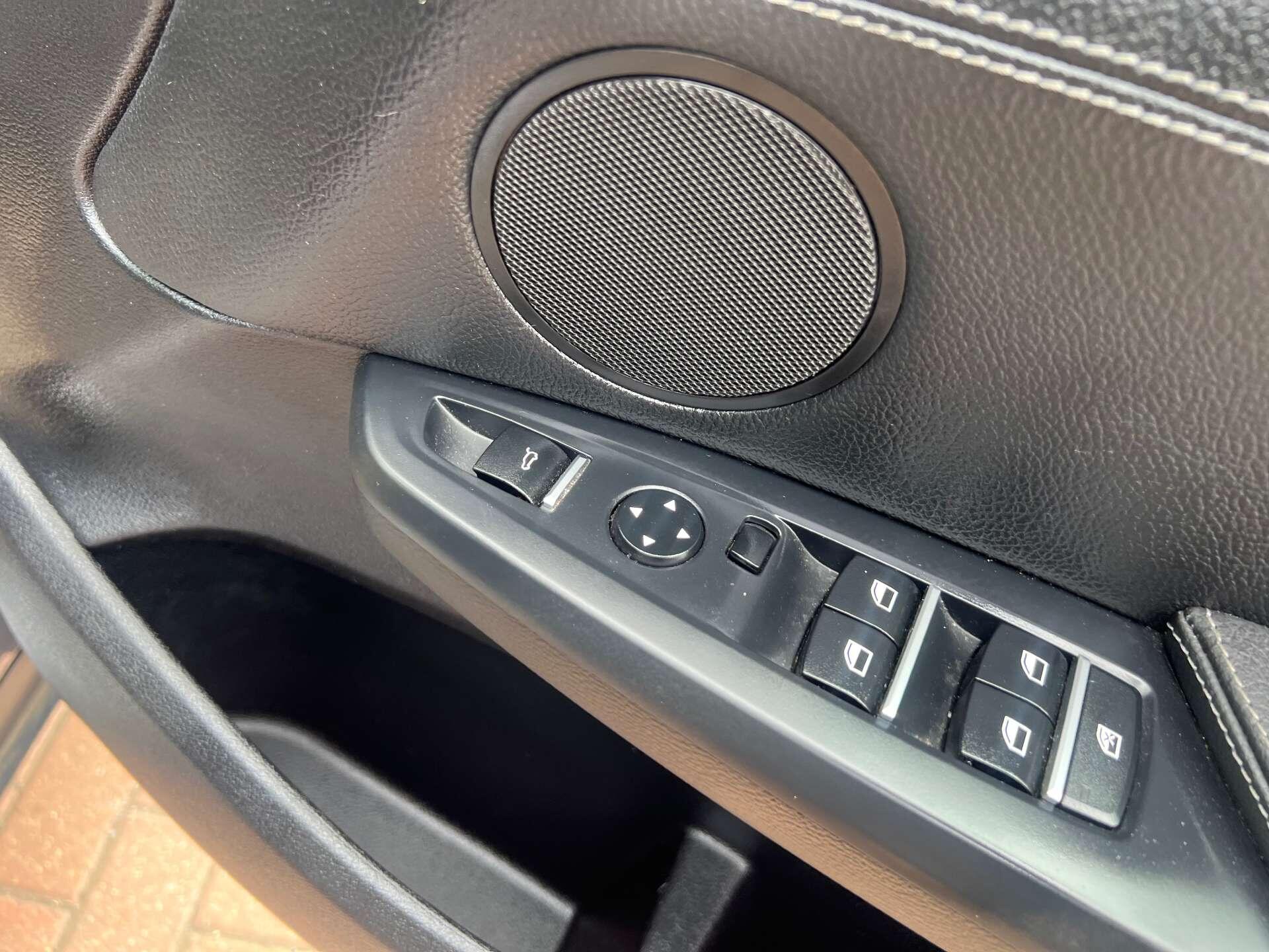 BMW X3 view 59
