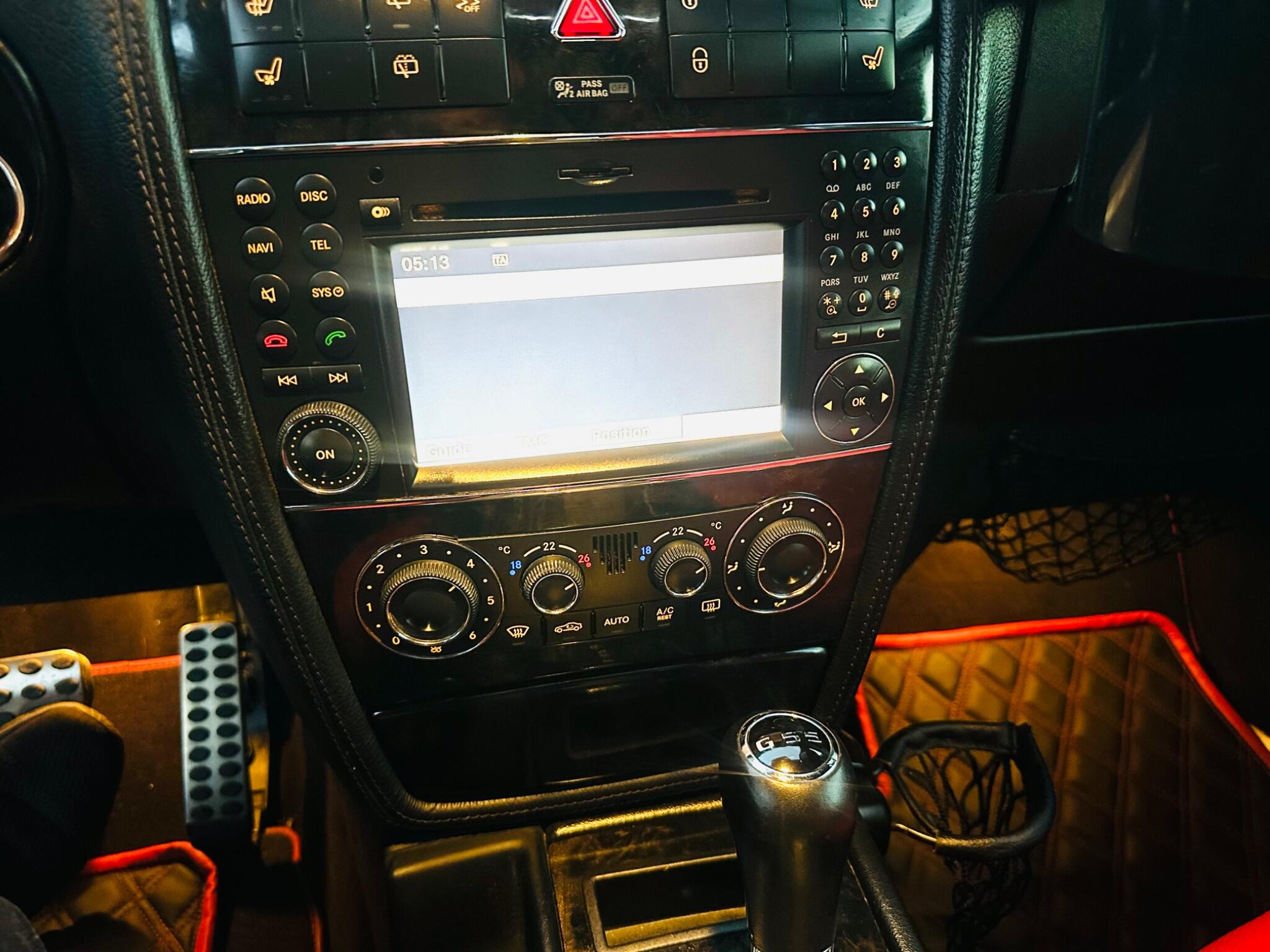 Mercedes-Benz G Class view 47