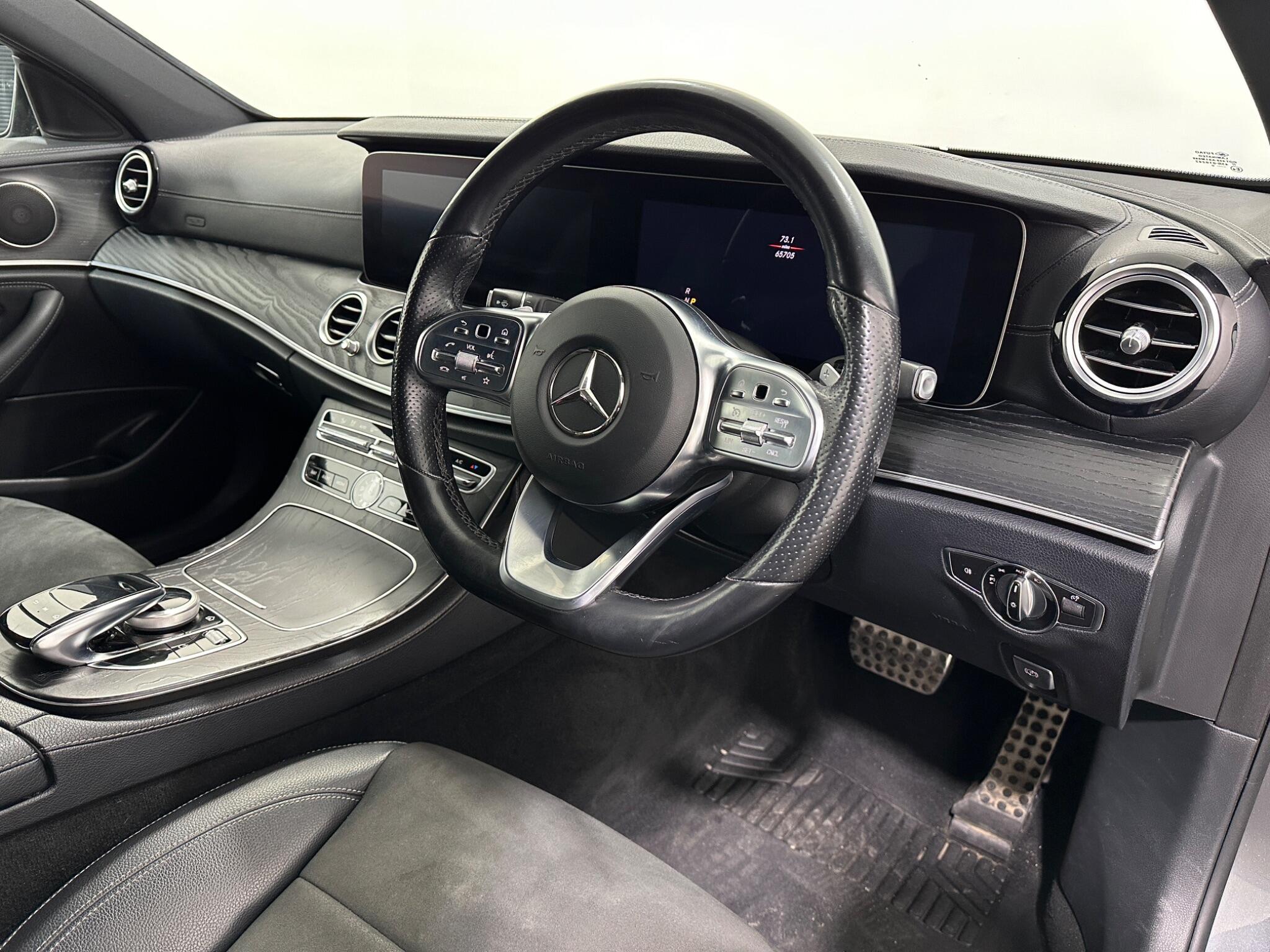 Mercedes-Benz E-Class view 11