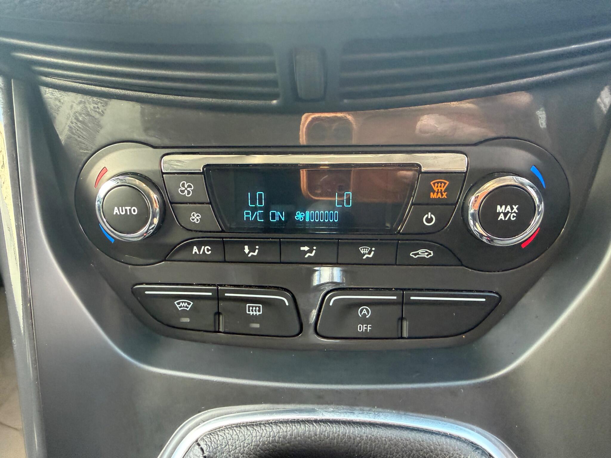 Ford Kuga view 25