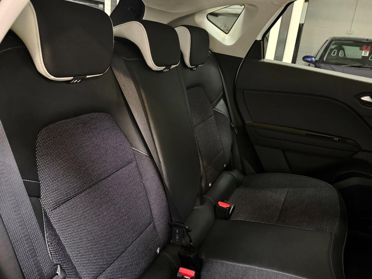 Renault Captur view 23