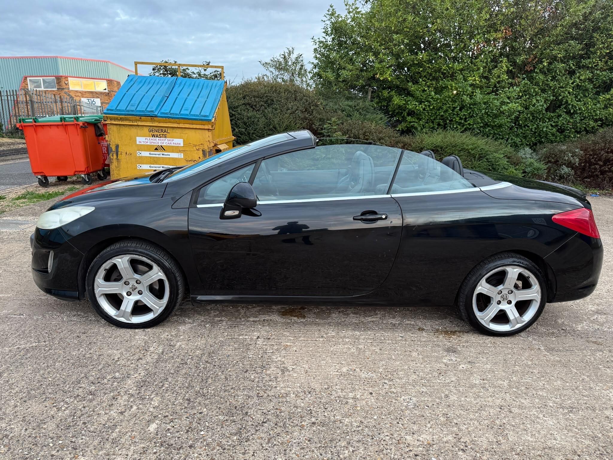 Peugeot 308 view 10
