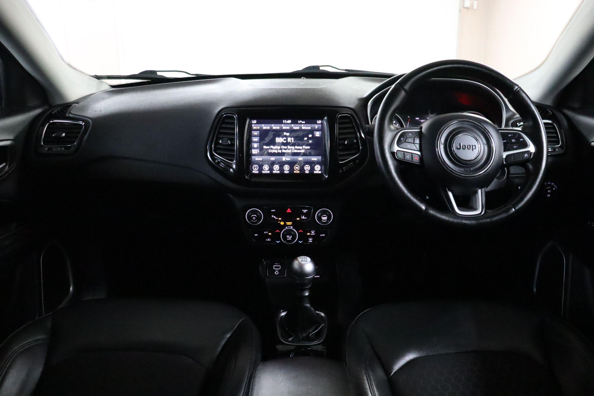 Jeep Compass view 40