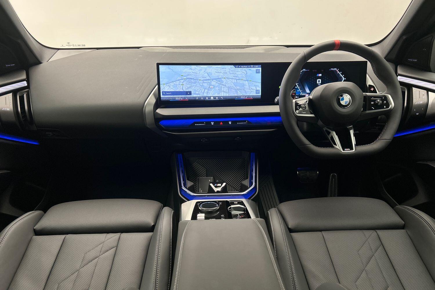 BMW X3 view 4