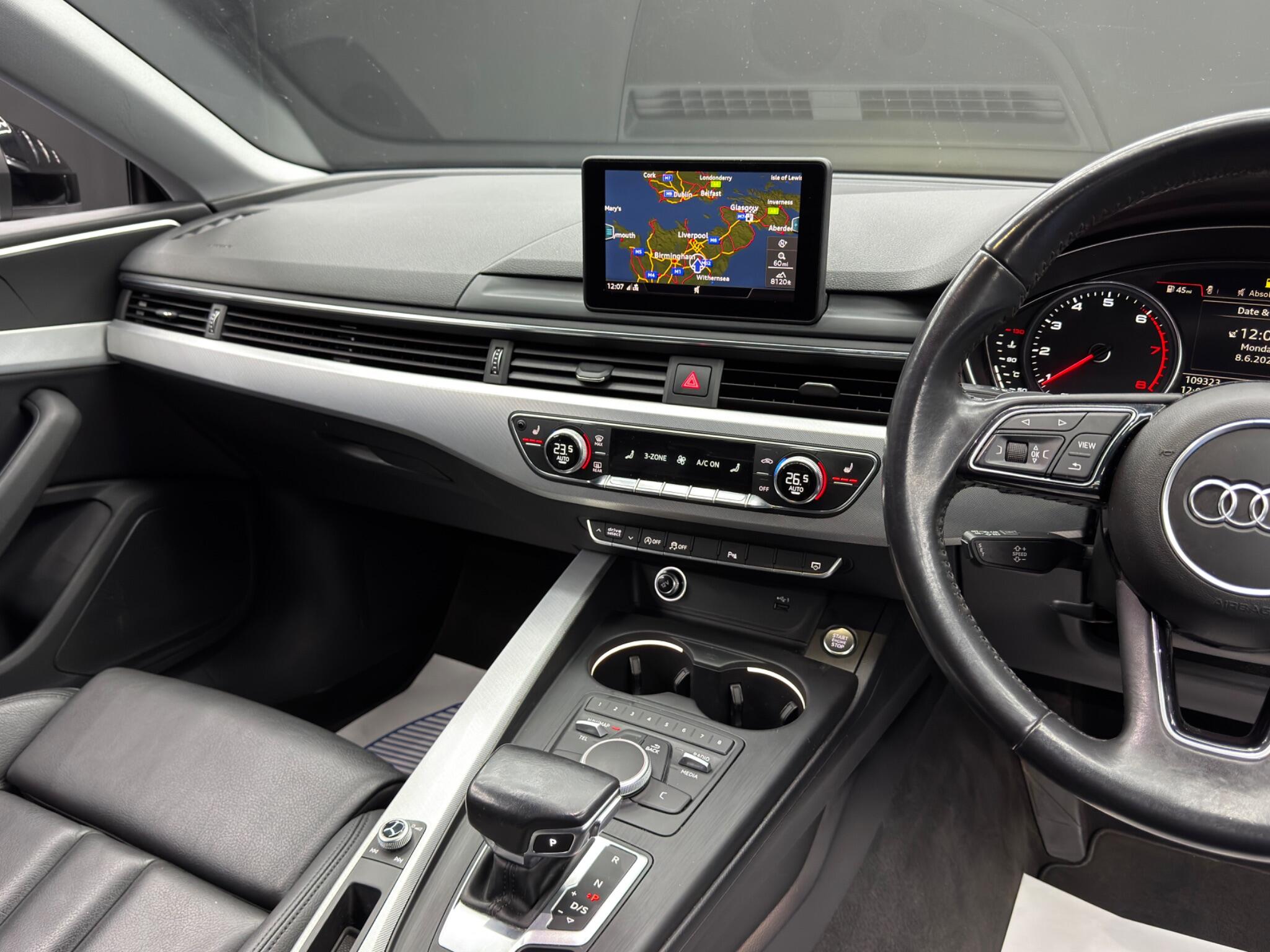 Audi A5 view 23