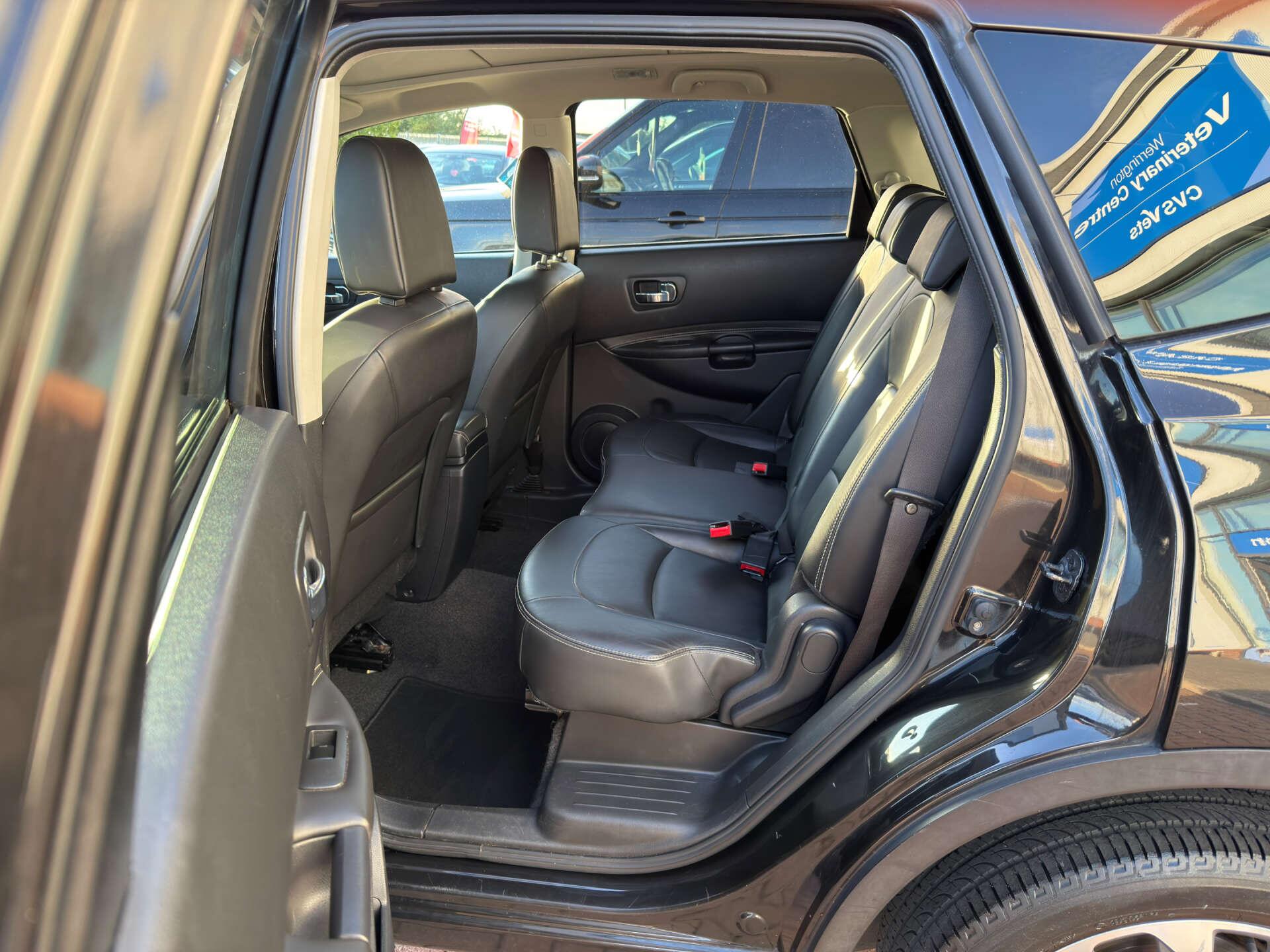 Nissan Qashqai+2 view 31
