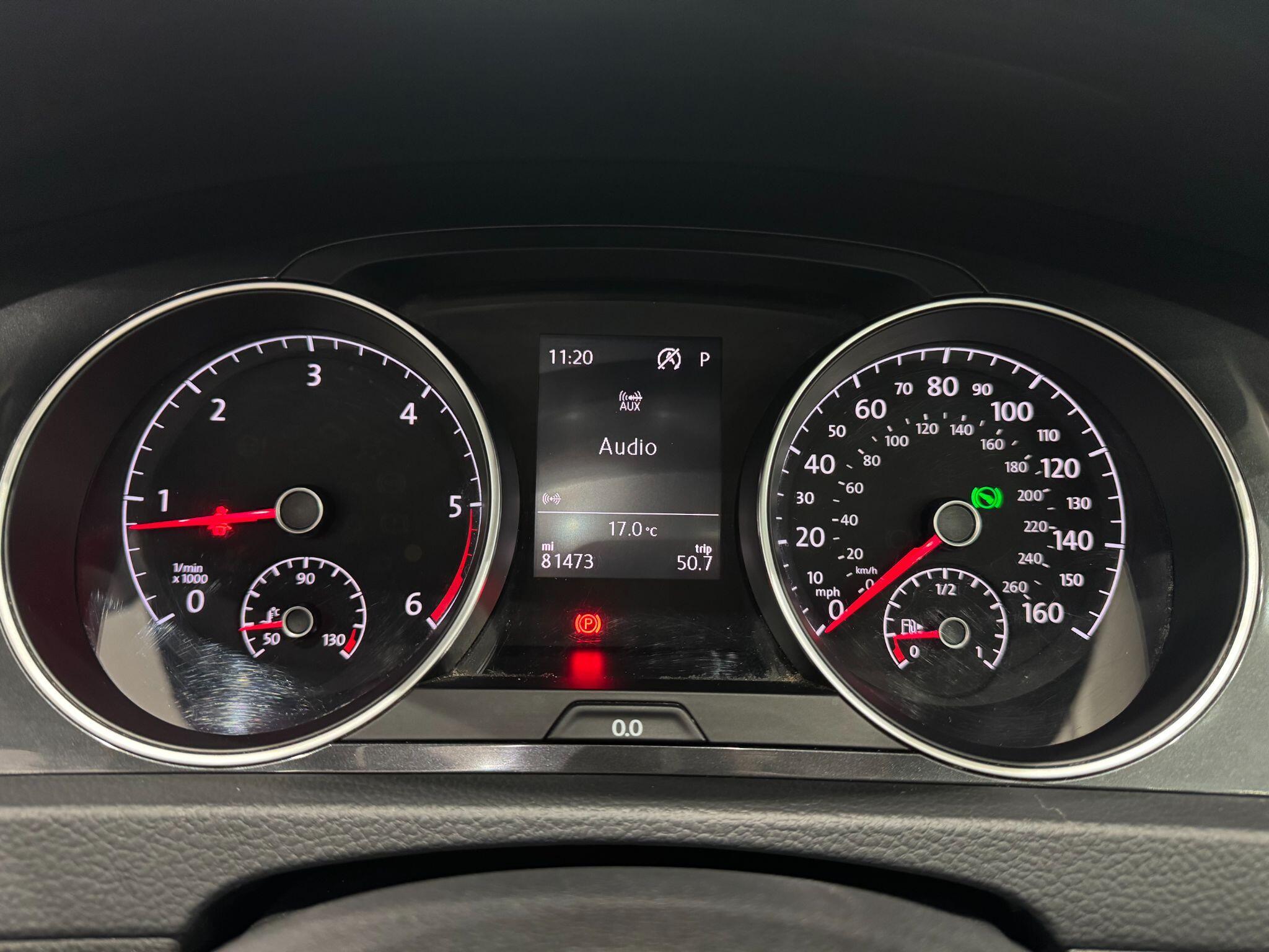 Volkswagen Golf view 34
