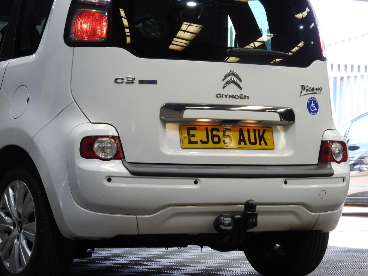 Citroen C3 Picasso view 43