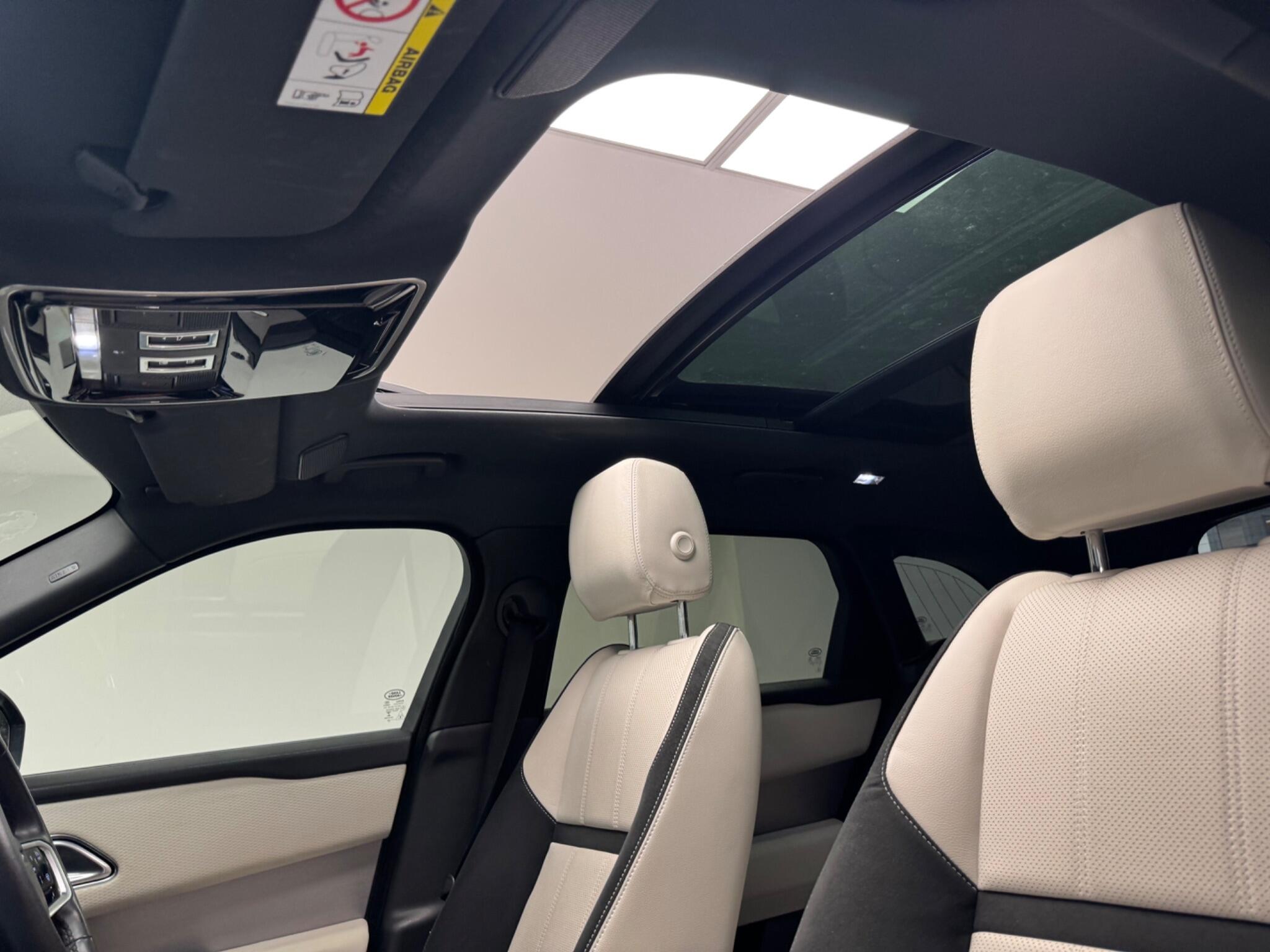 Land Rover Range Rover Velar view 32