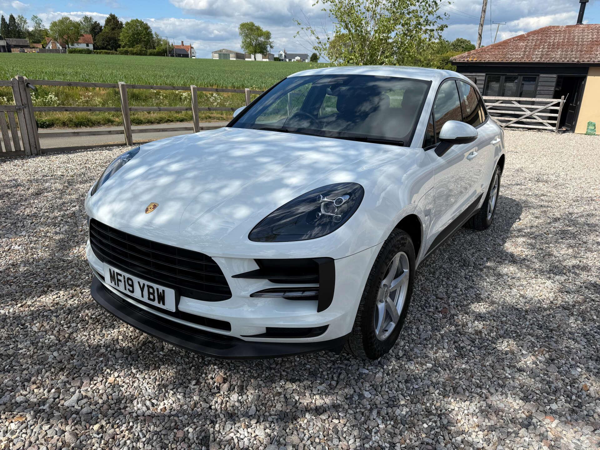 Porsche Macan view 2