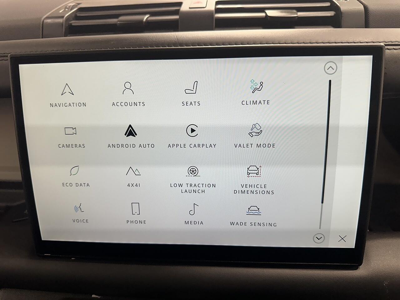 Land Rover Defender view 17
