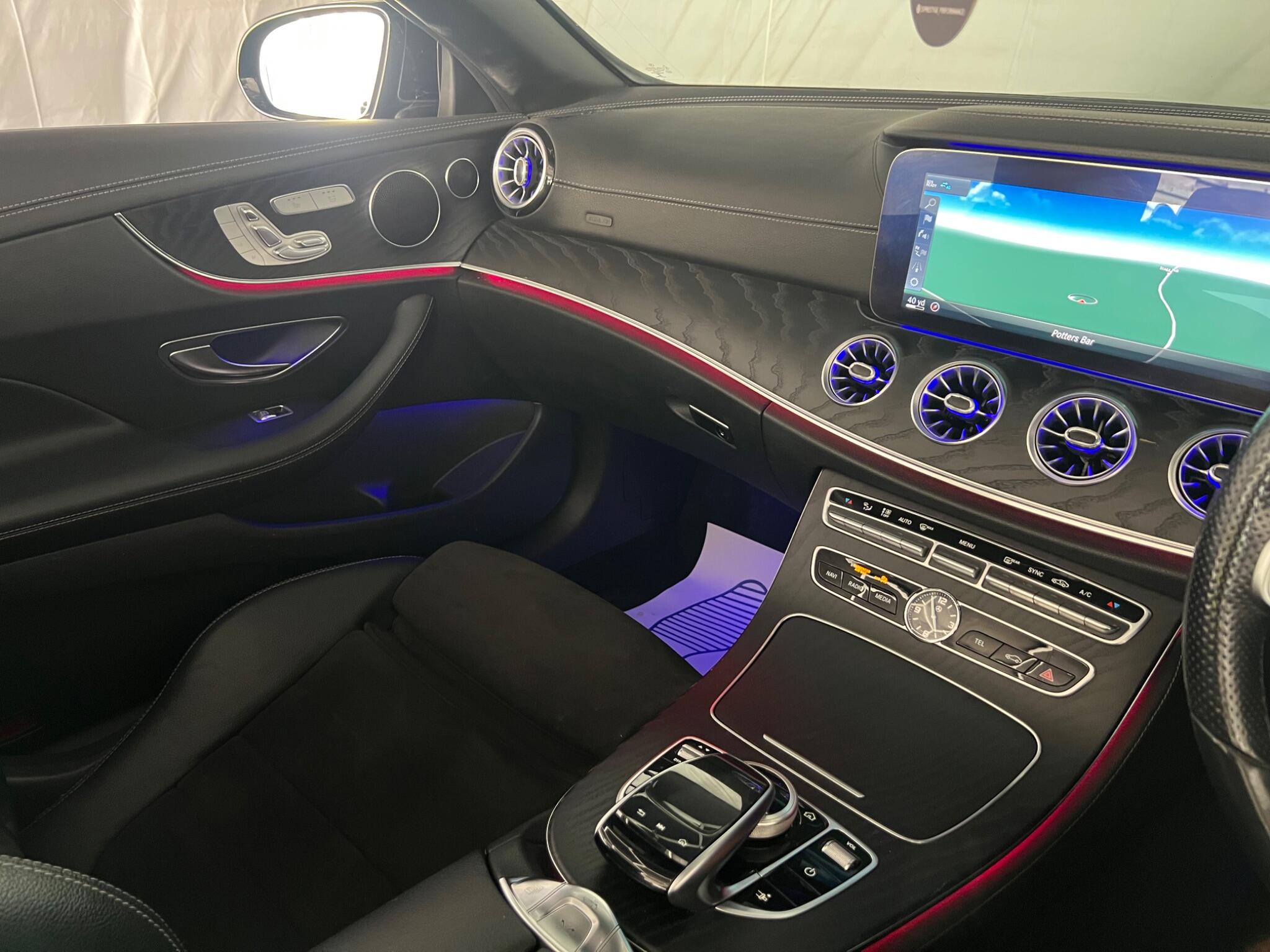 Mercedes-Benz E Class view 19