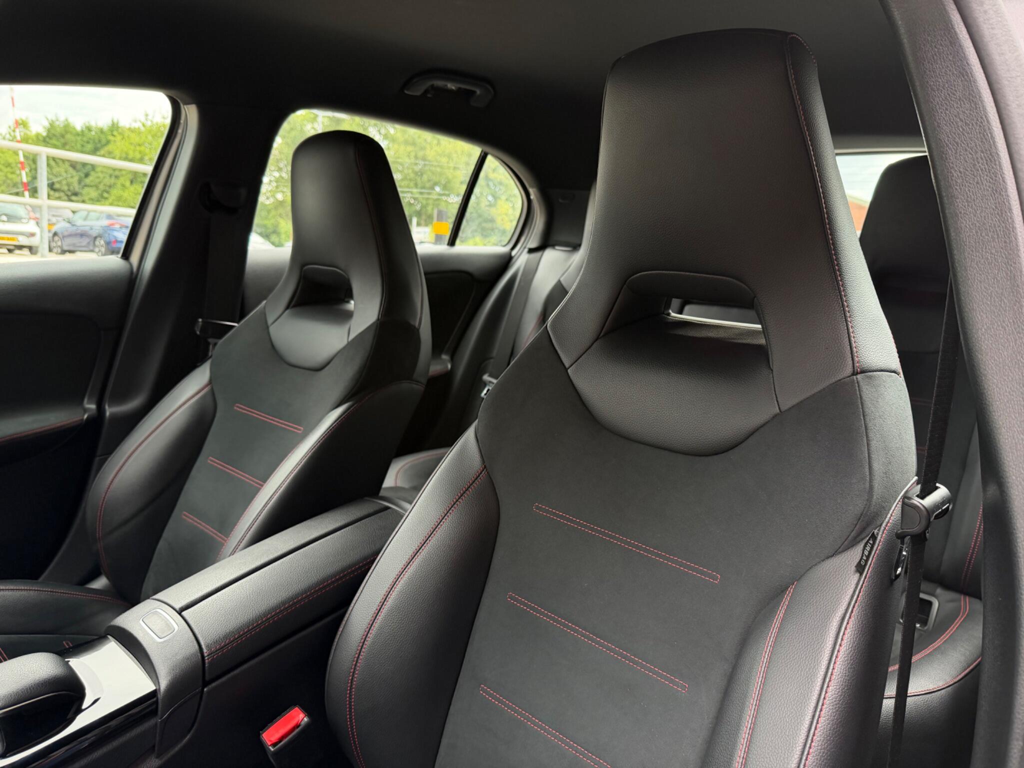 Mercedes-Benz A-Class view 27
