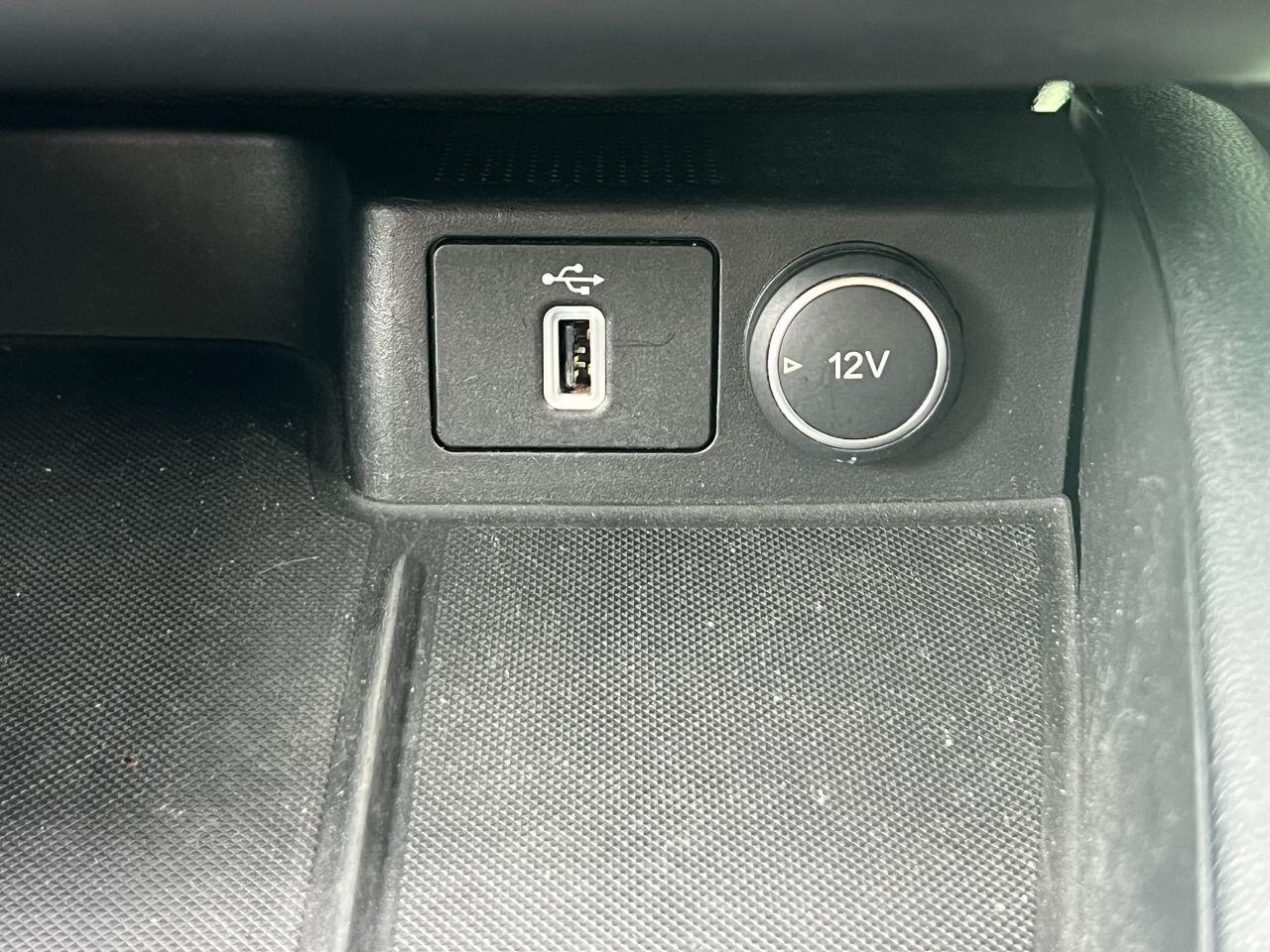 Ford Focus view 38