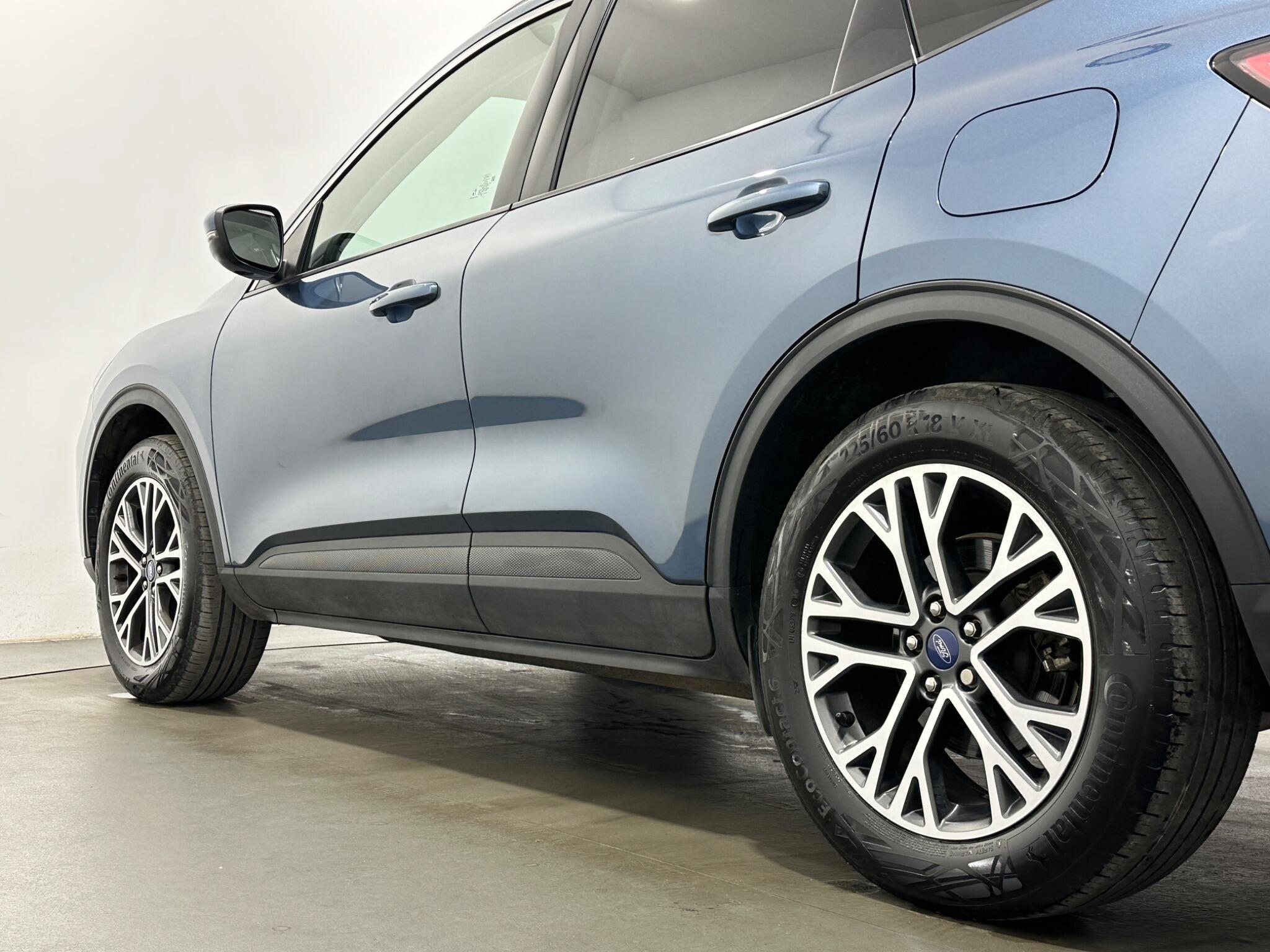 Ford Kuga view 49