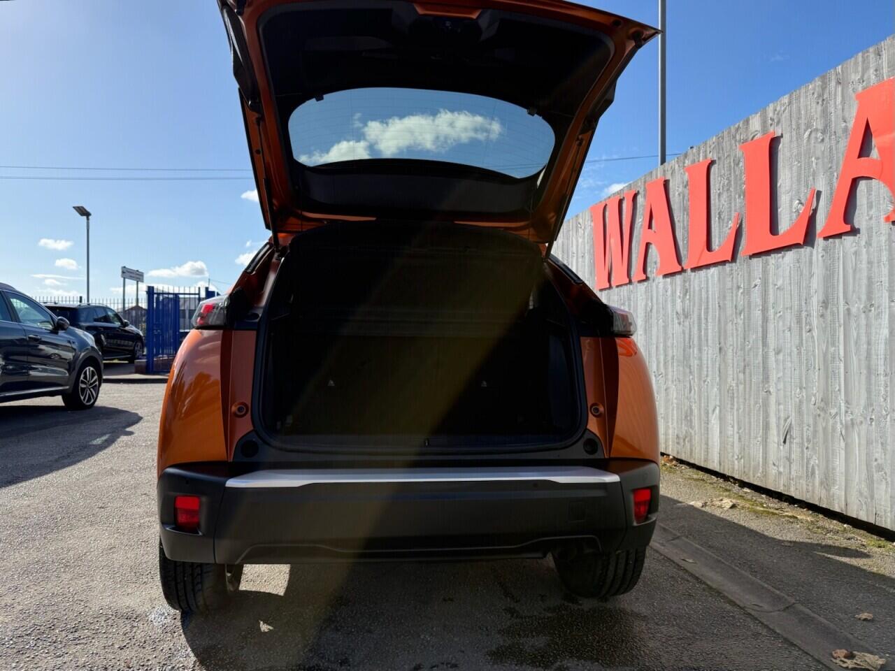 Peugeot 2008 view 37