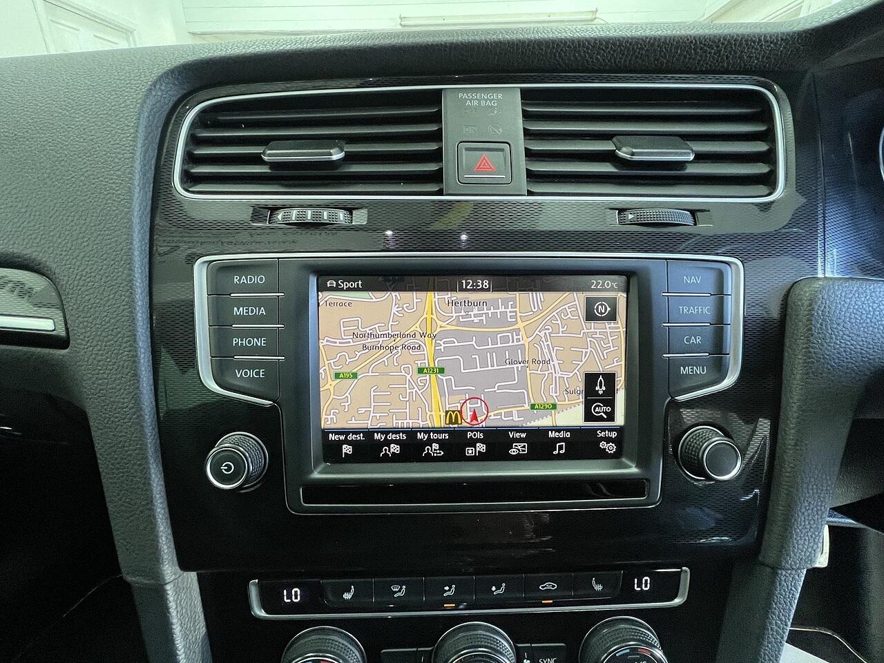 Volkswagen Golf view 10