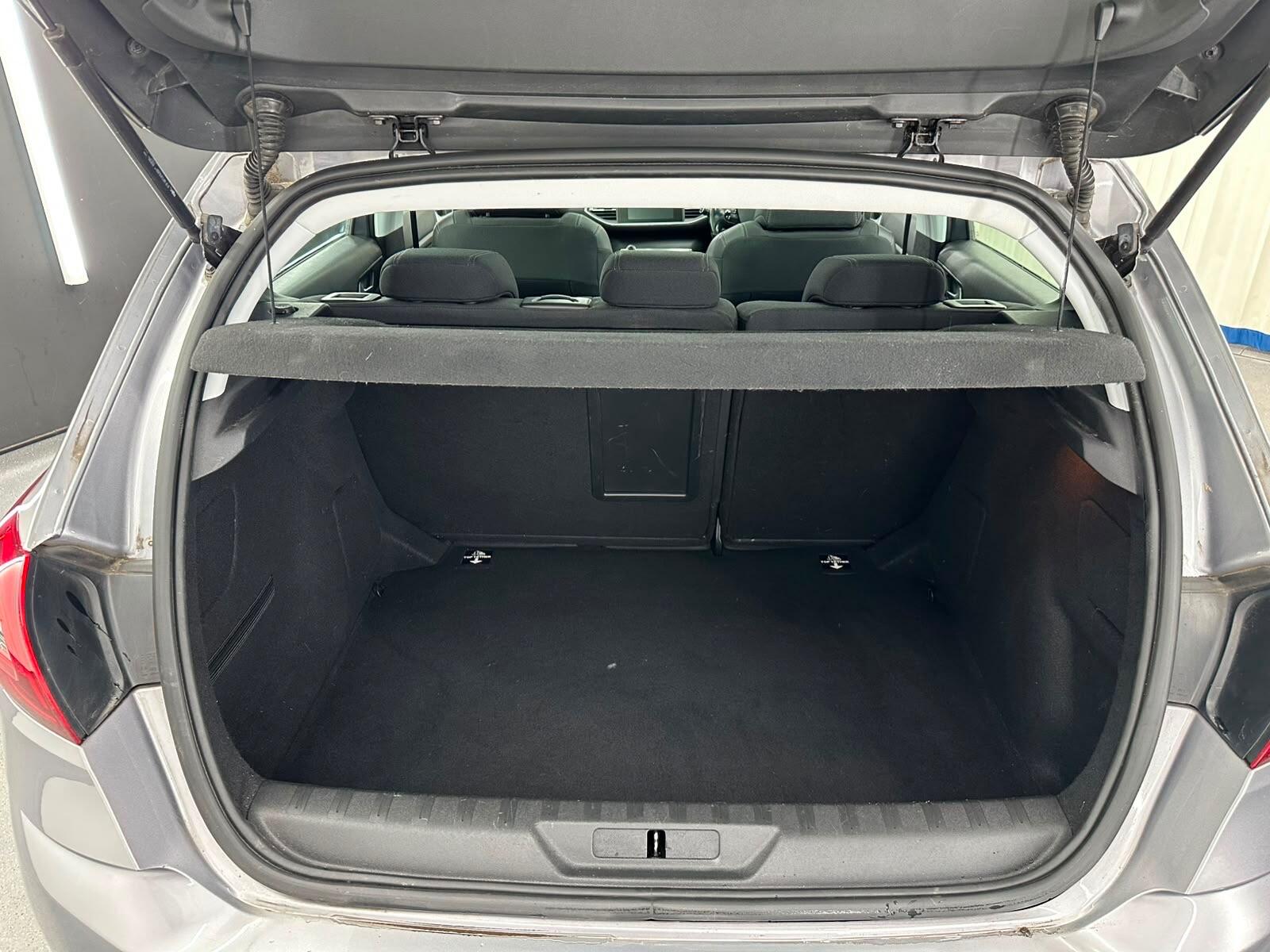 Peugeot 308 view 20