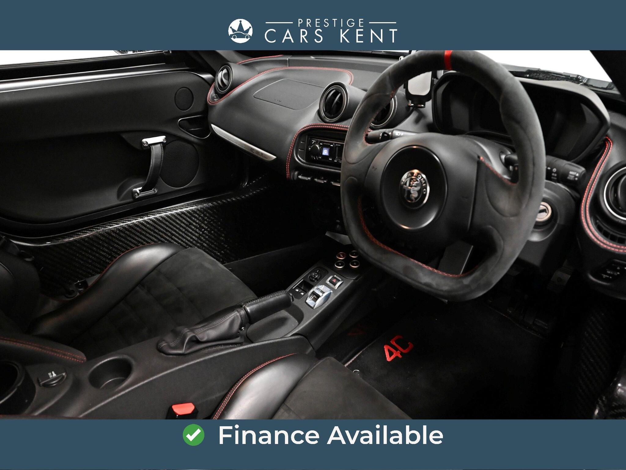 Alfa Romeo 4c view 2