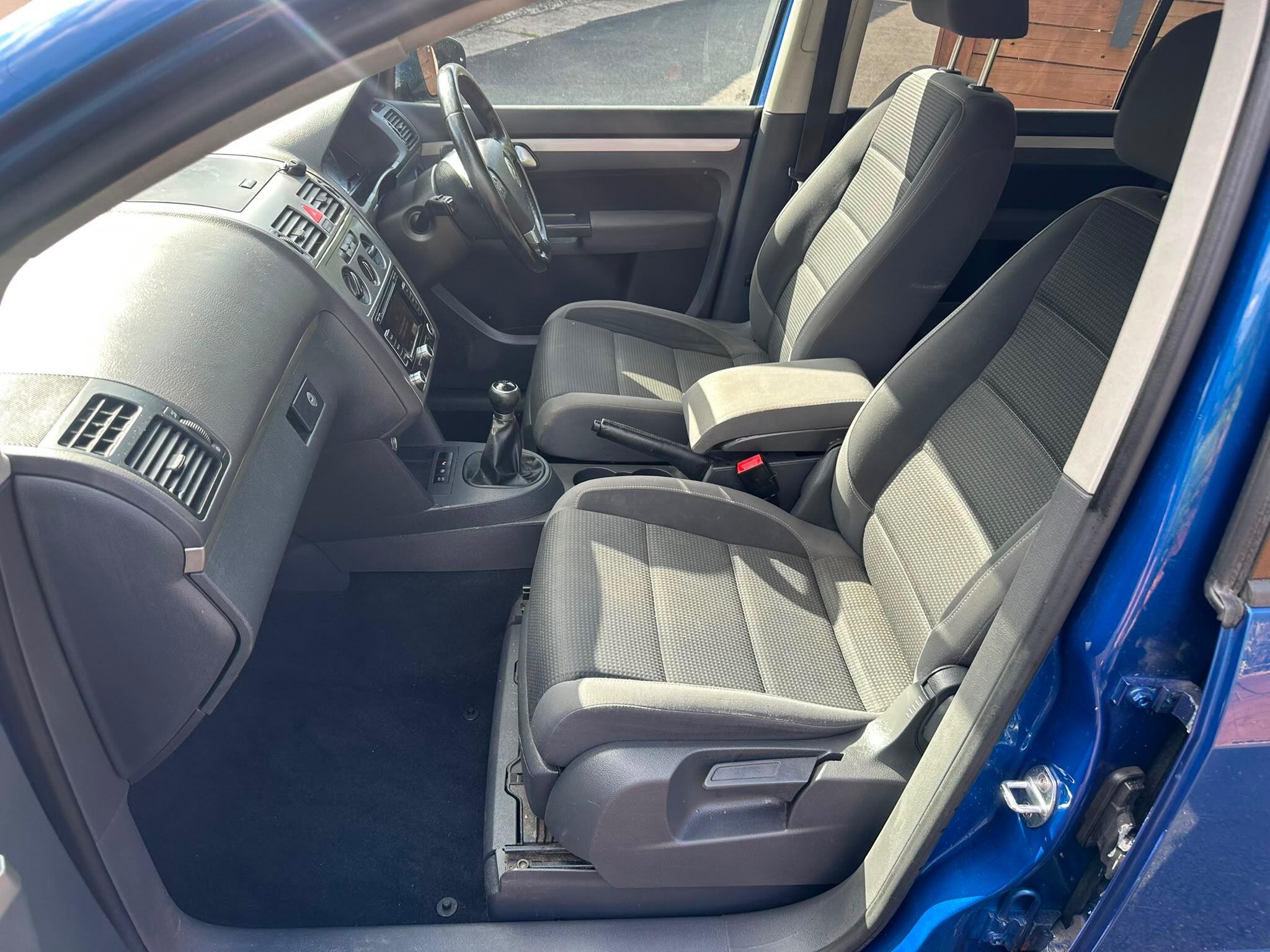 Volkswagen Touran view 41