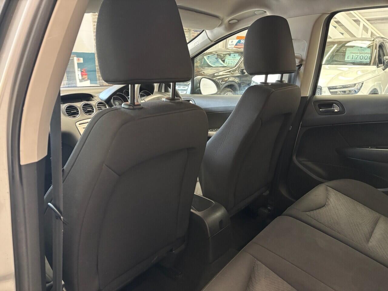 Peugeot 308 view 24
