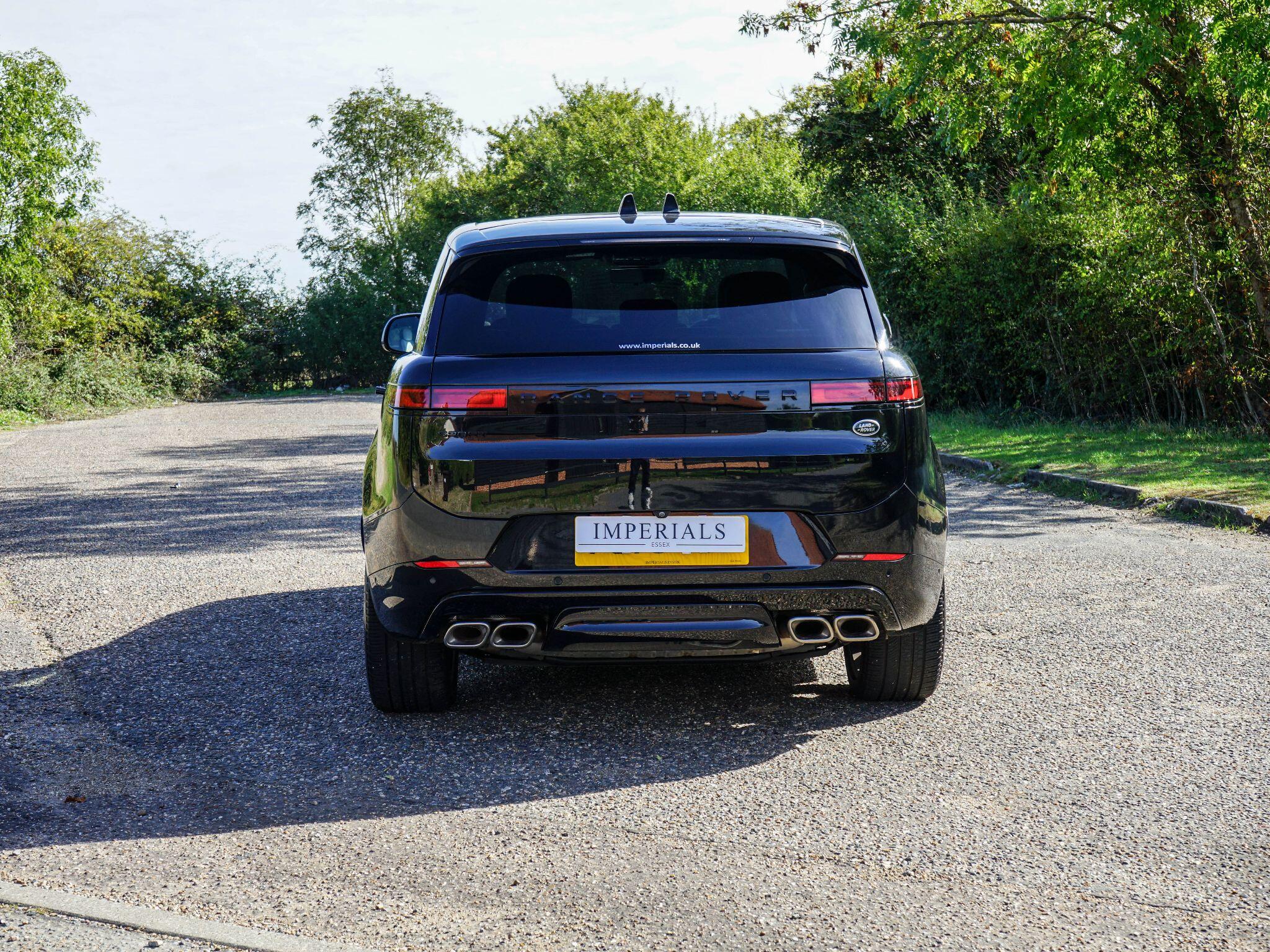 Land Rover Range Rover Sport view 11