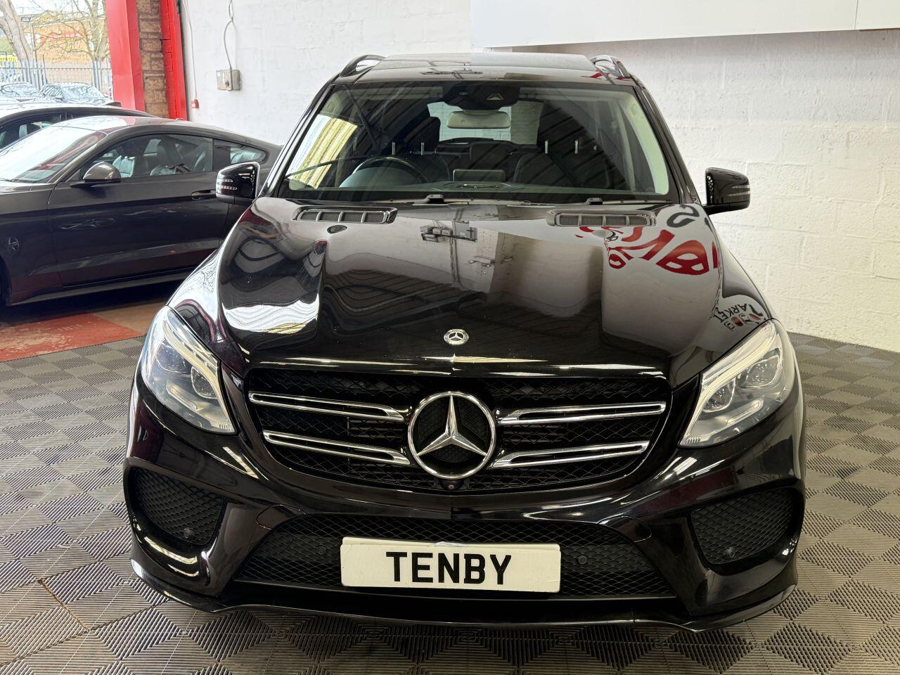Mercedes-Benz Gle view 4