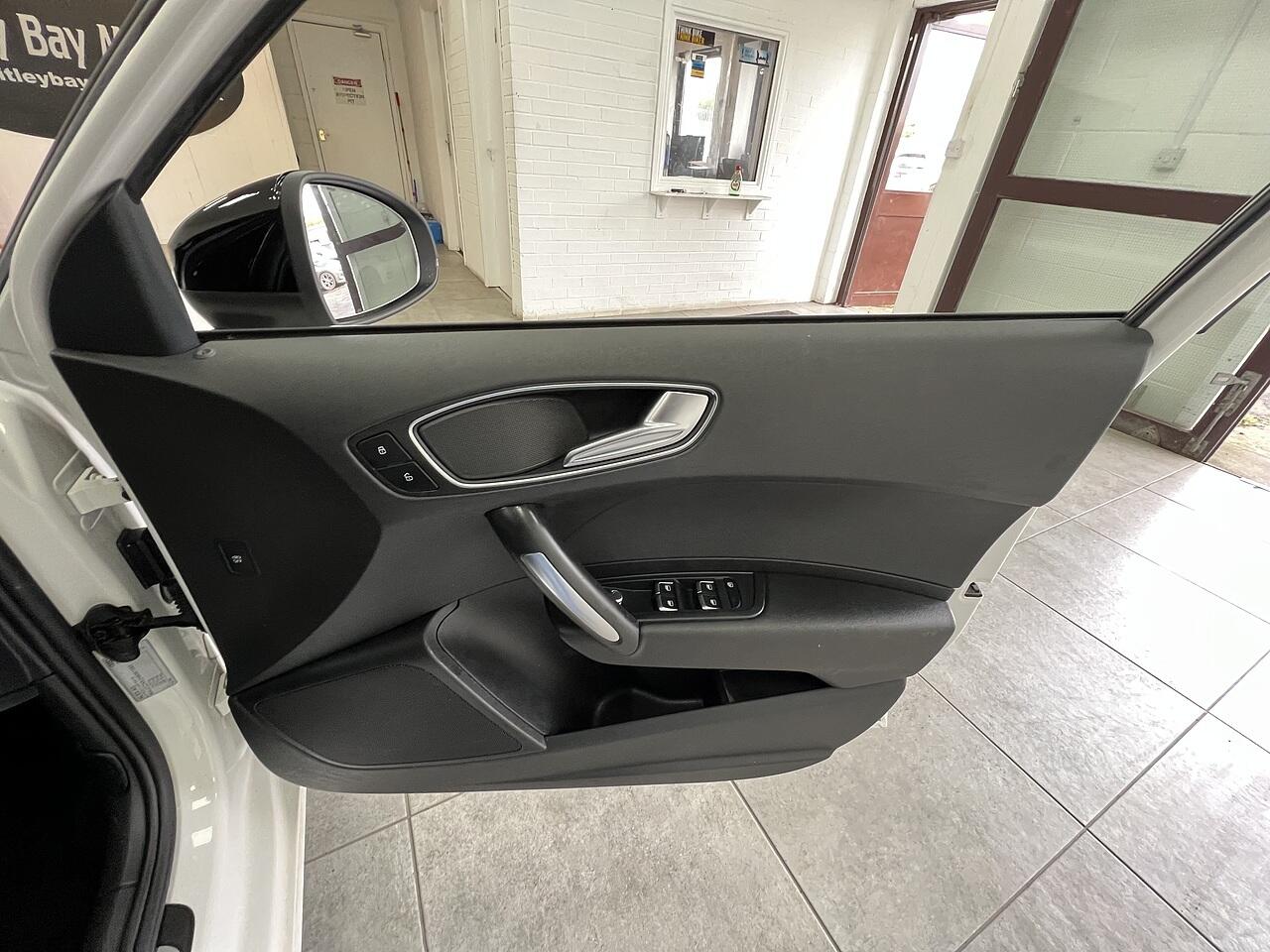 Audi A1 view 12