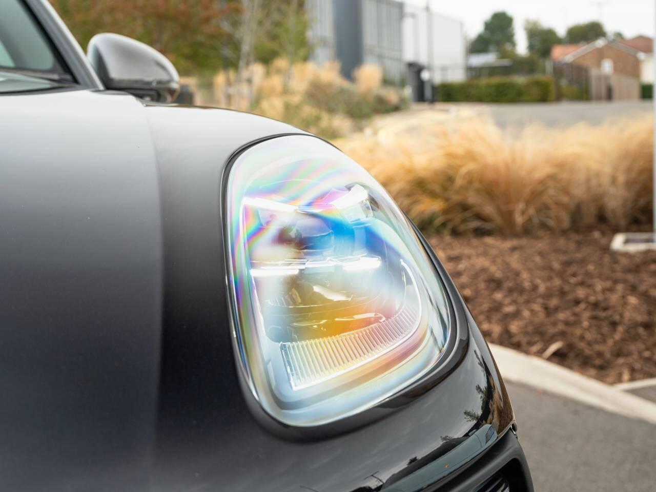 Porsche Macan view 19