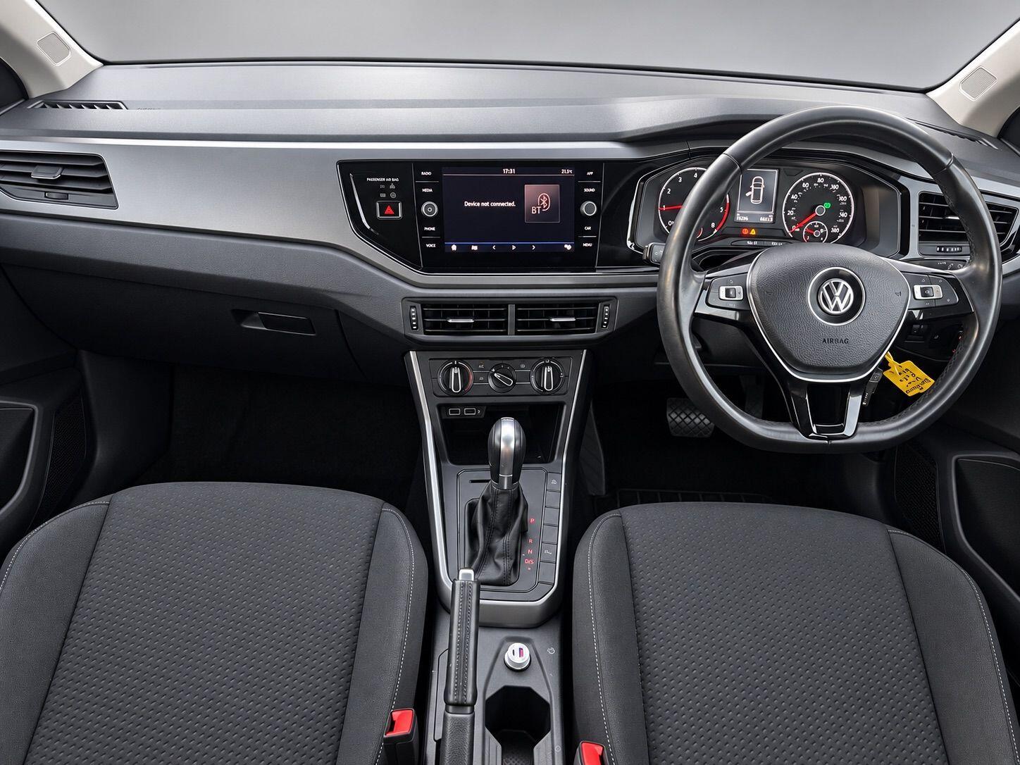 Volkswagen Polo view 32