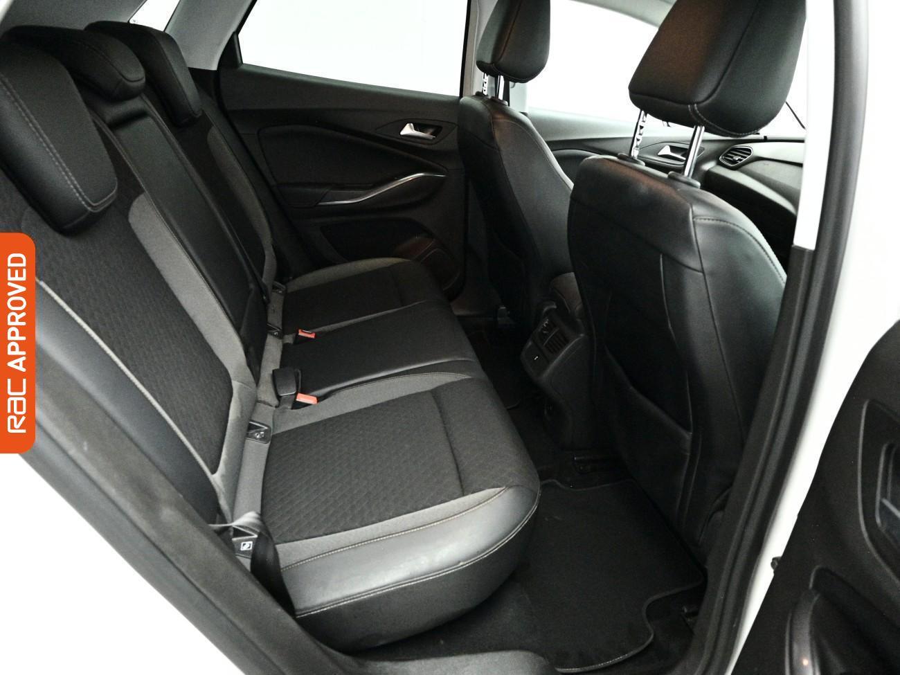 Vauxhall Grandland X view 12