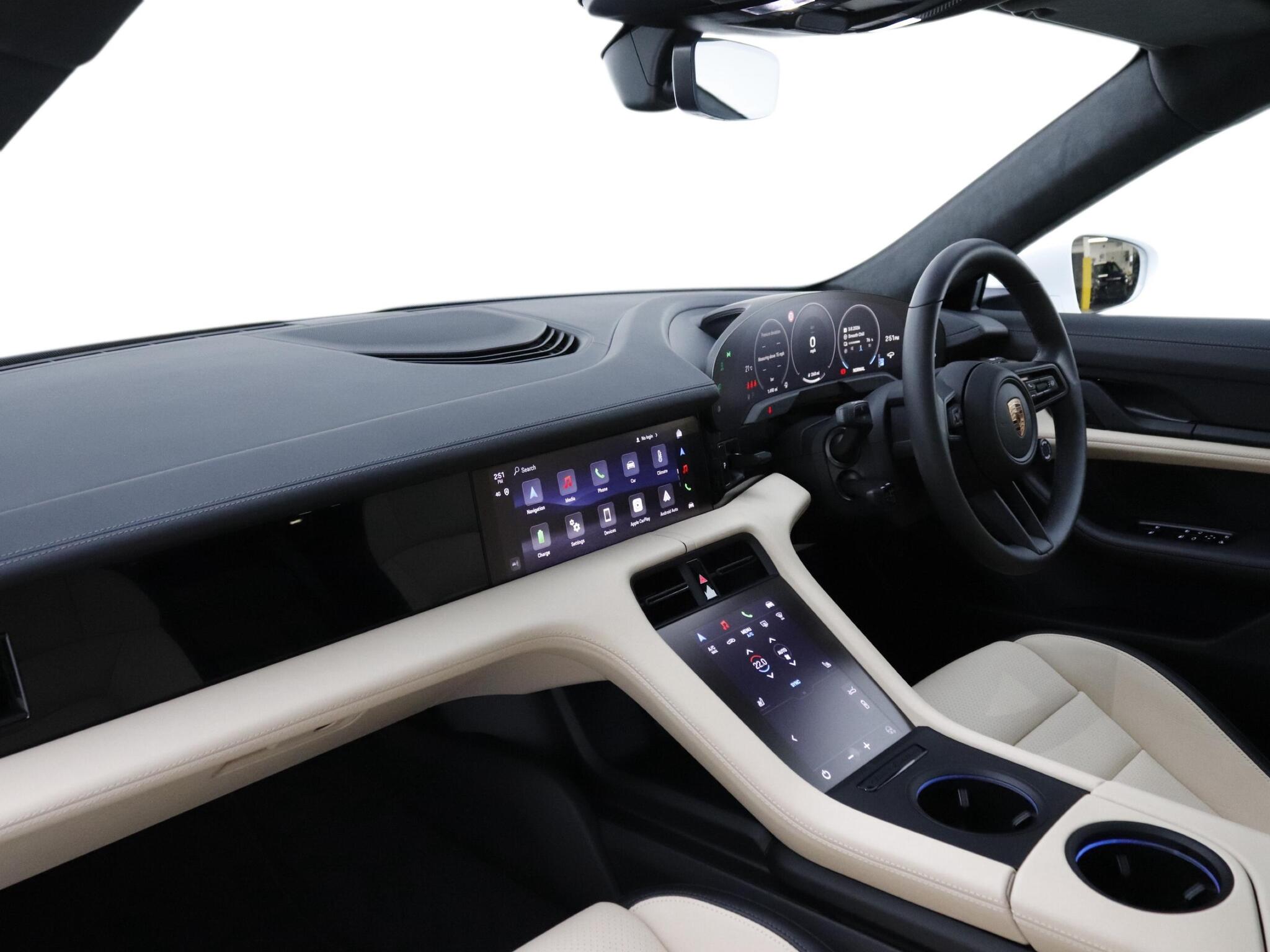 Porsche Taycan view 13