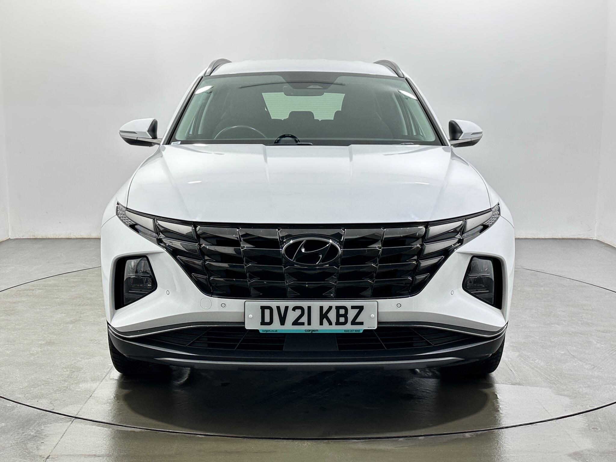 Hyundai Tucson view 3