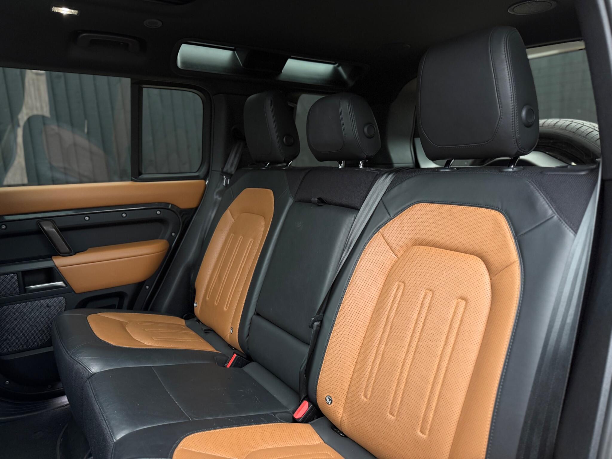 Land Rover Defender view 21