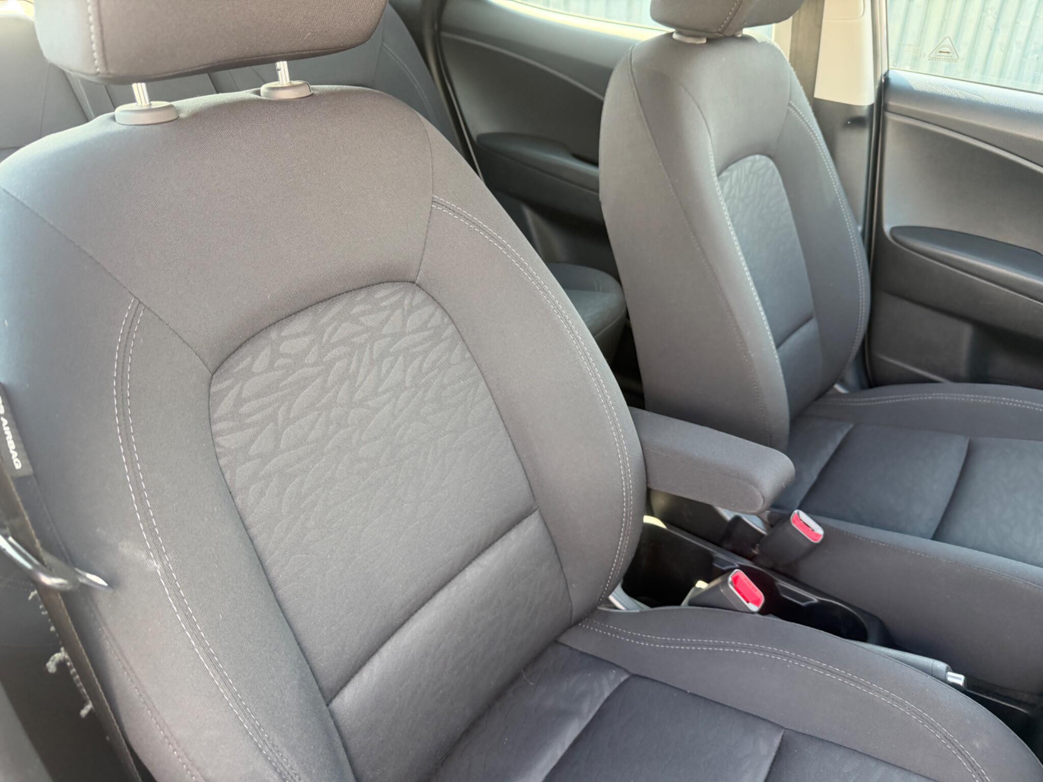 Hyundai Ix20 view 7